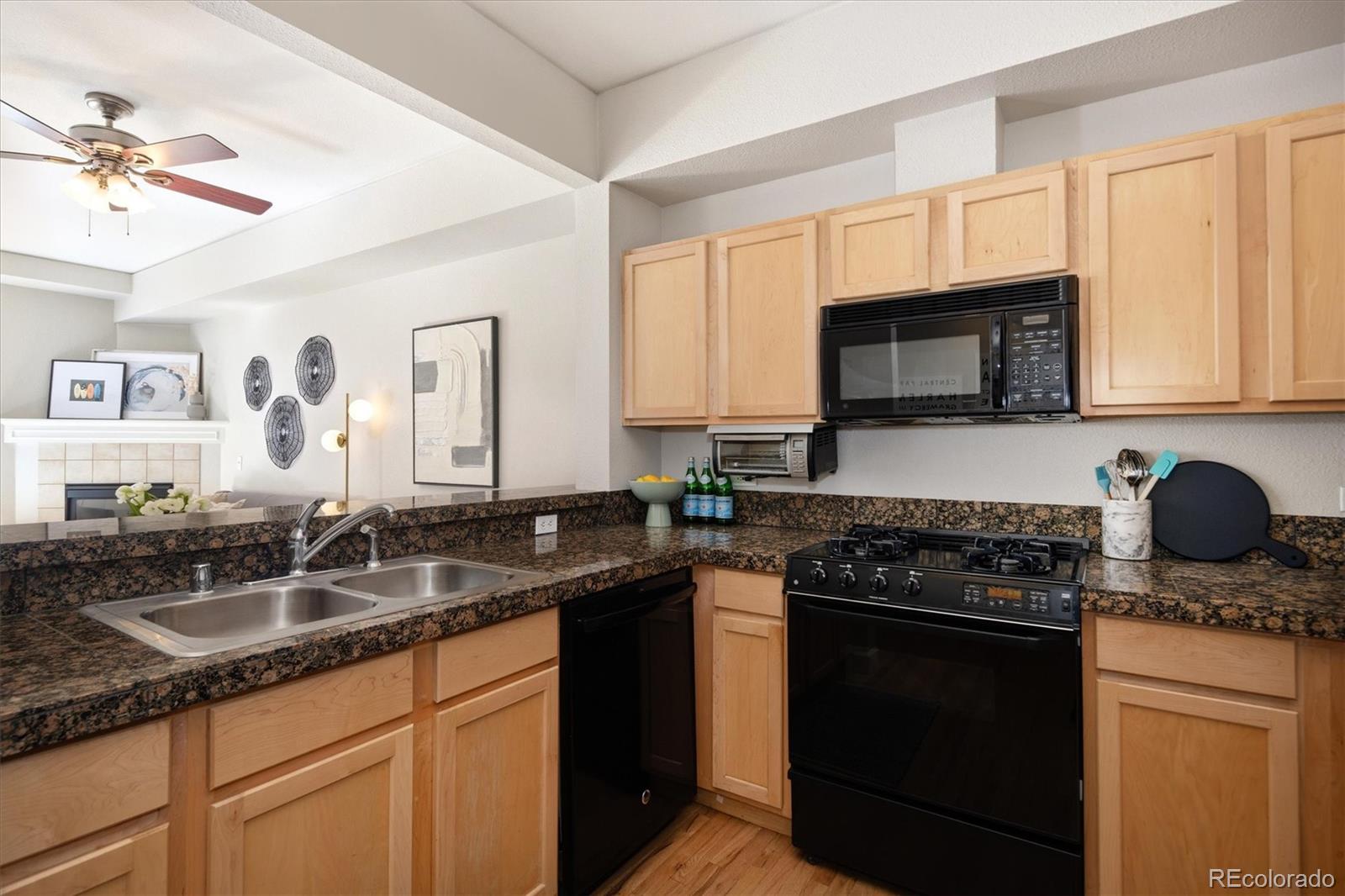 MLS Image #15 for 1699 n downing street 108,denver, Colorado