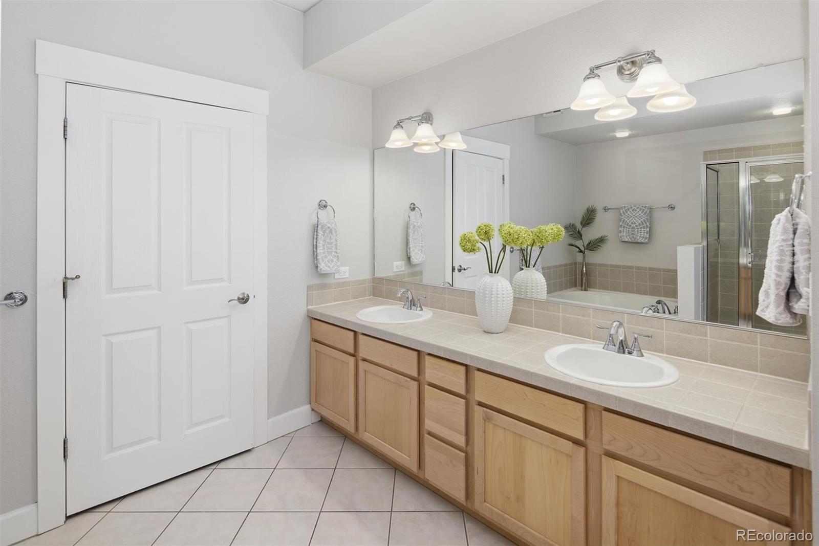 MLS Image #20 for 1699 n downing street 108,denver, Colorado