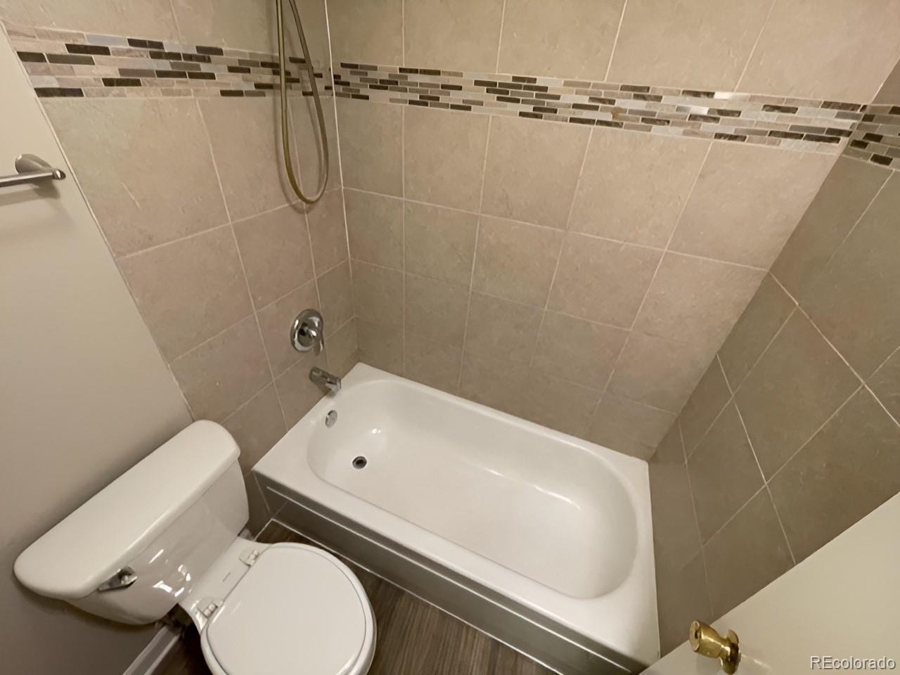 MLS Image #13 for 1304 s parker road 148,denver, Colorado