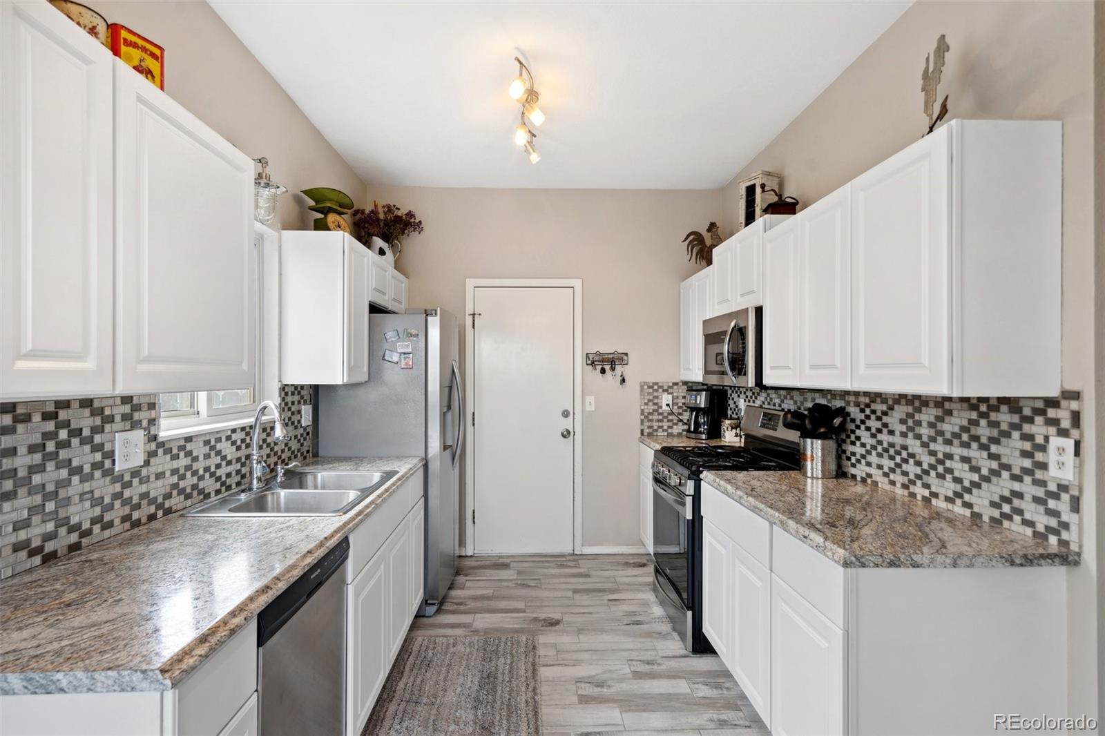 MLS Image #9 for 4260  vicksburg terrace,colorado springs, Colorado