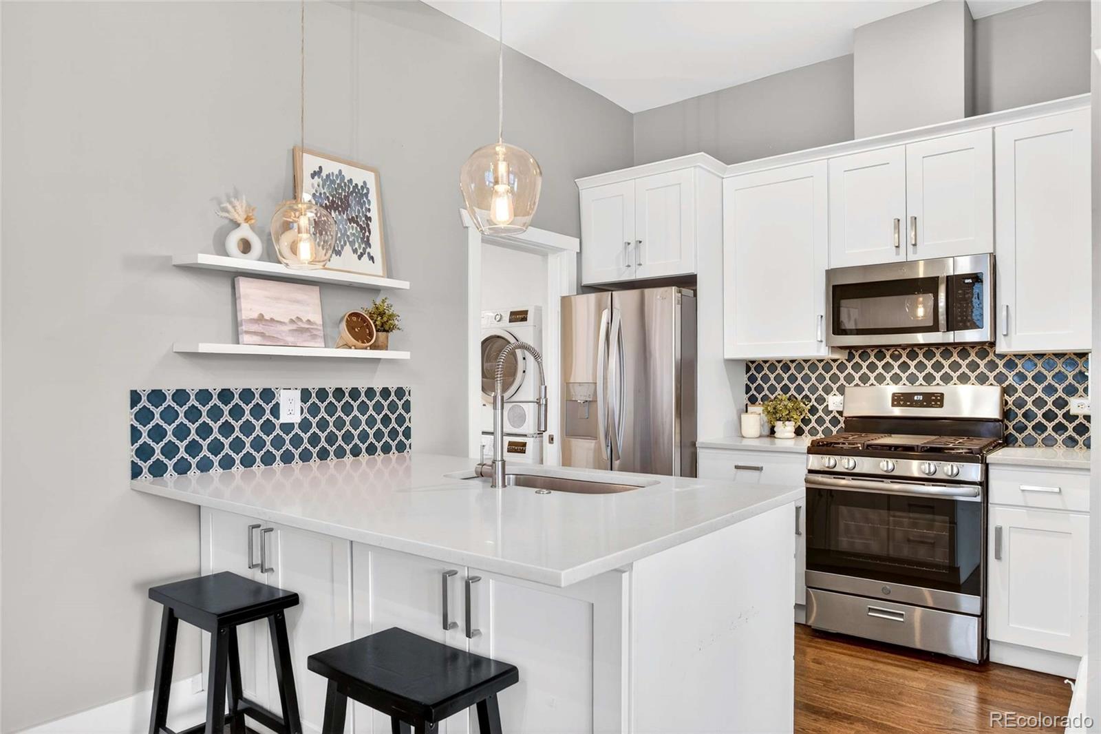 MLS Image #11 for 335  delaware street,denver, Colorado