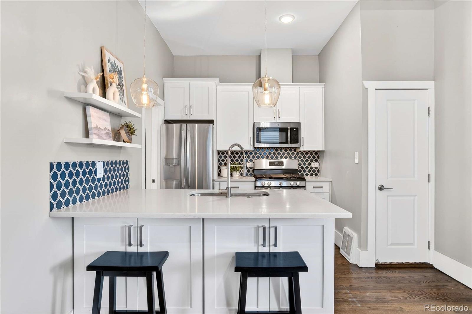 MLS Image #12 for 335  delaware street,denver, Colorado