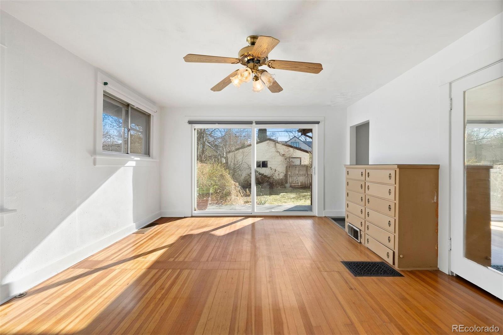MLS Image #7 for 1780 s emerson street,denver, Colorado