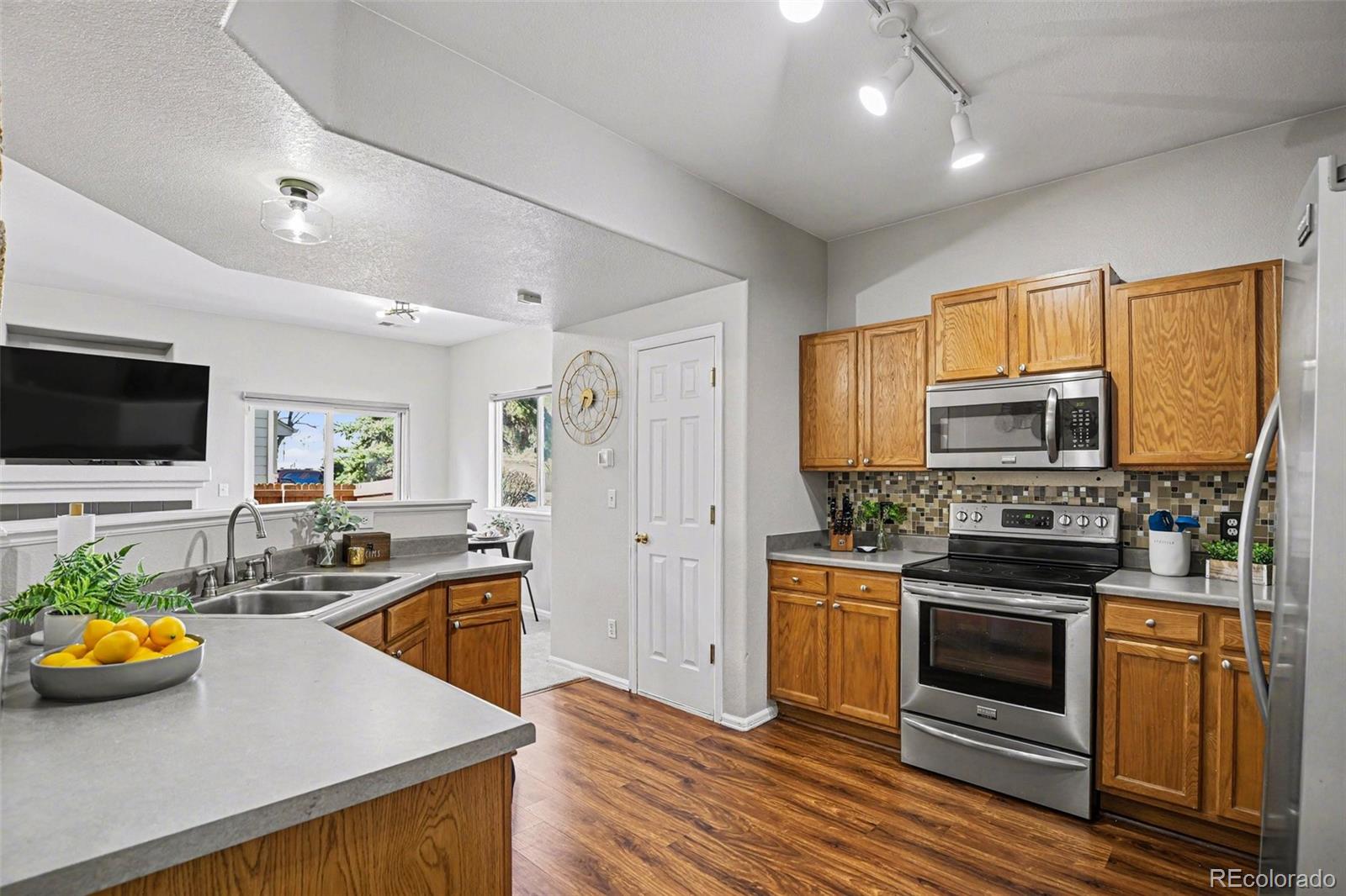 MLS Image #4 for 9008  gale boulevard 1,thornton, Colorado