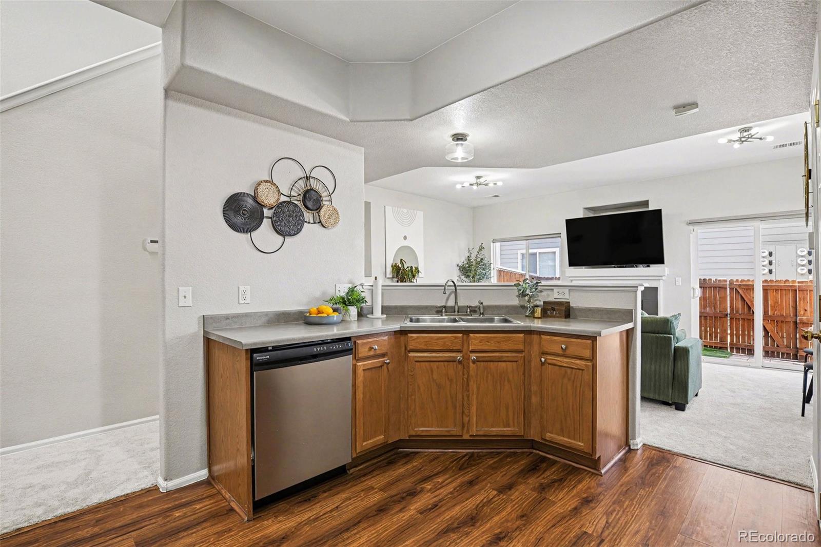 MLS Image #6 for 9008  gale boulevard 1,thornton, Colorado