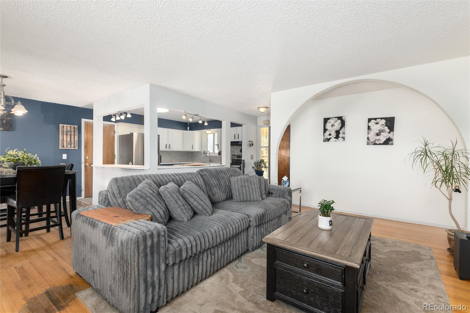MLS Image #7 for 2945 s teller street,denver, Colorado