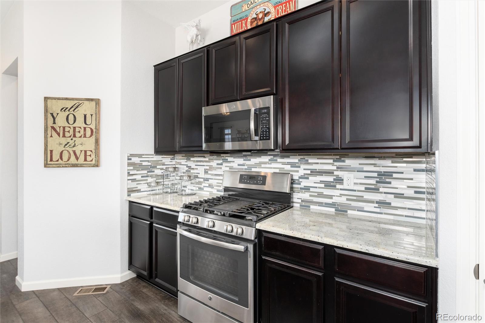 MLS Image #10 for 6646 s patsburg street,aurora, Colorado