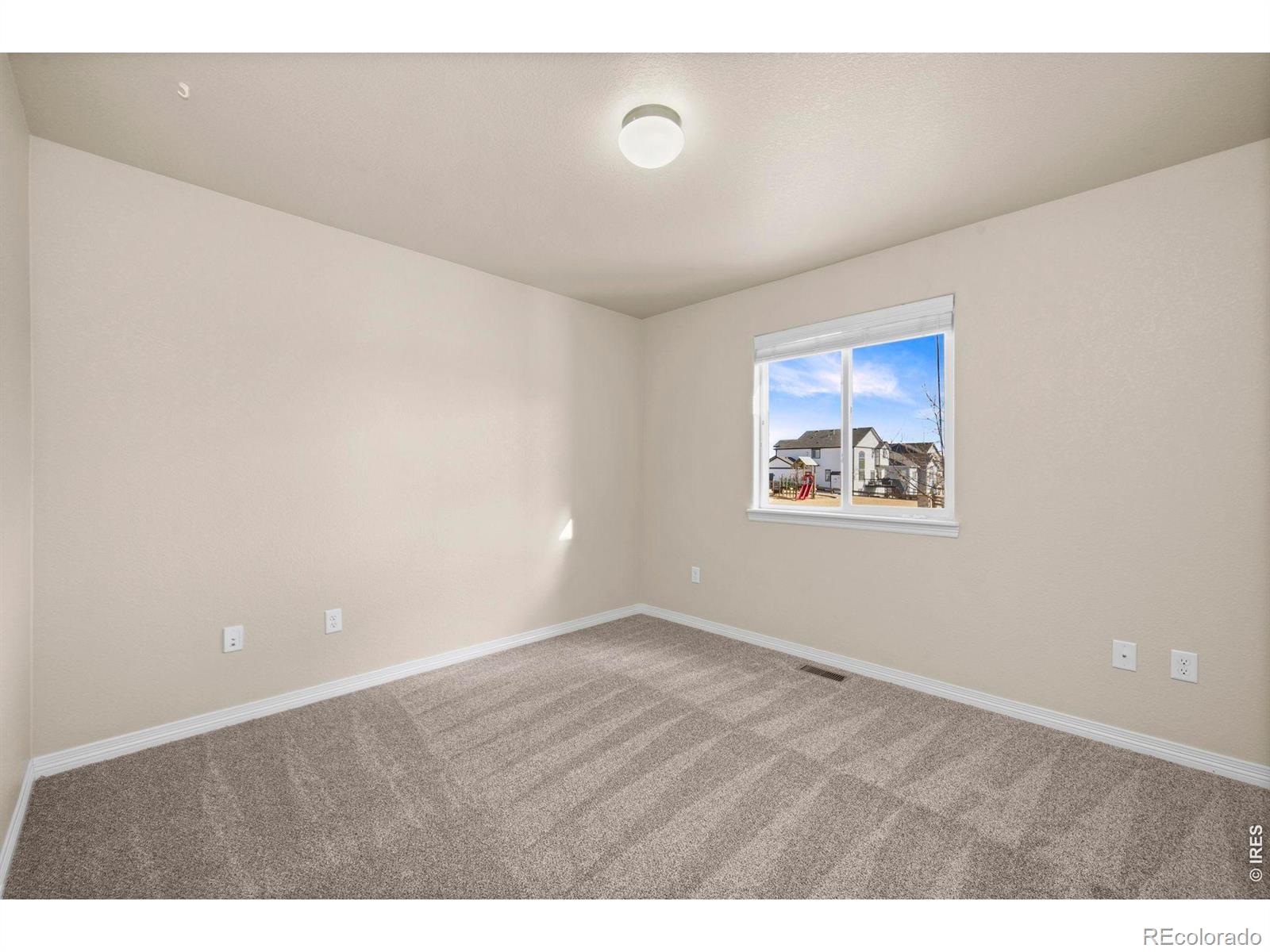 MLS Image #17 for 617  canyonlands street,berthoud, Colorado