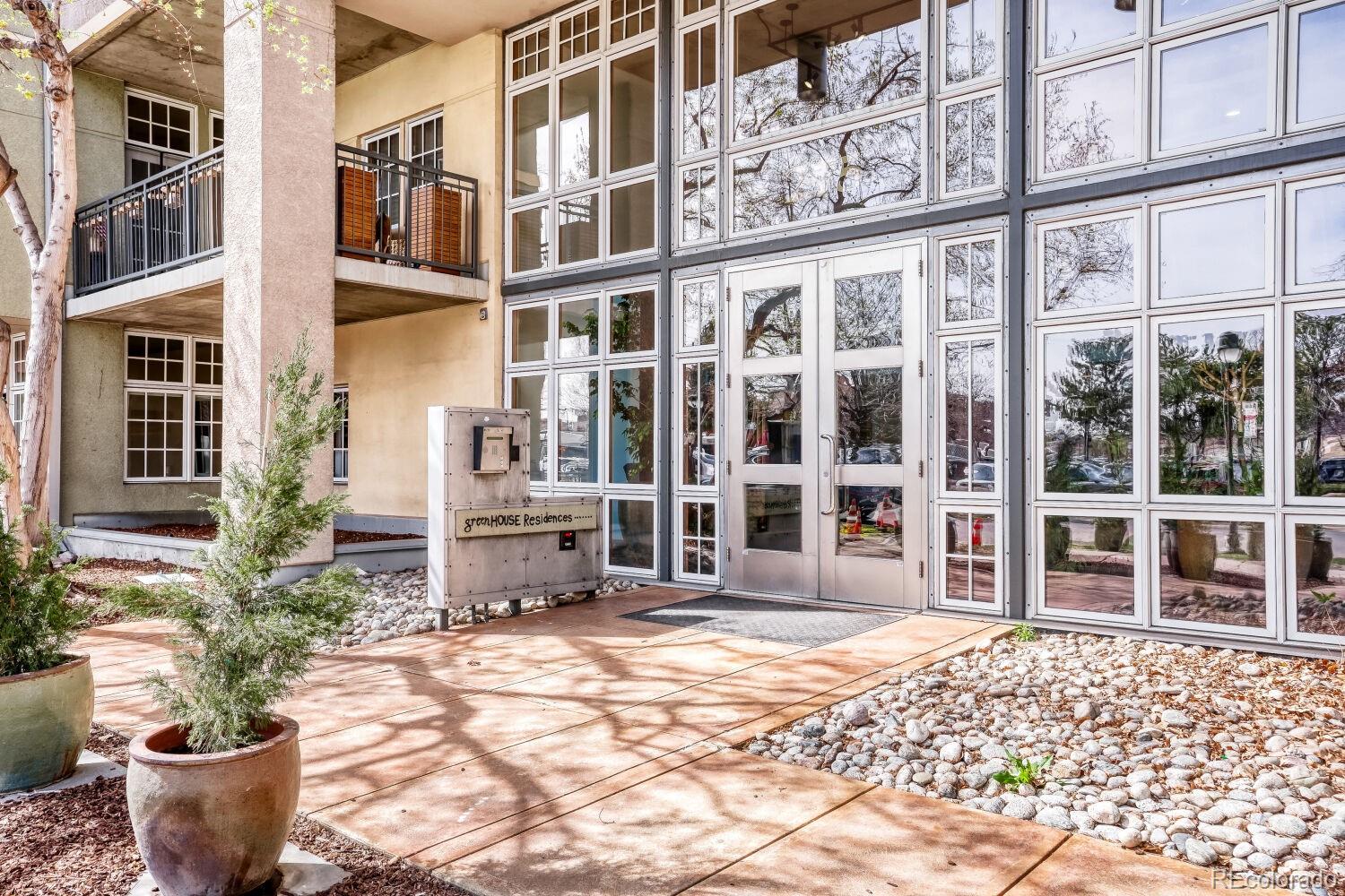 MLS Image #1 for 275 s harrison street,denver, Colorado