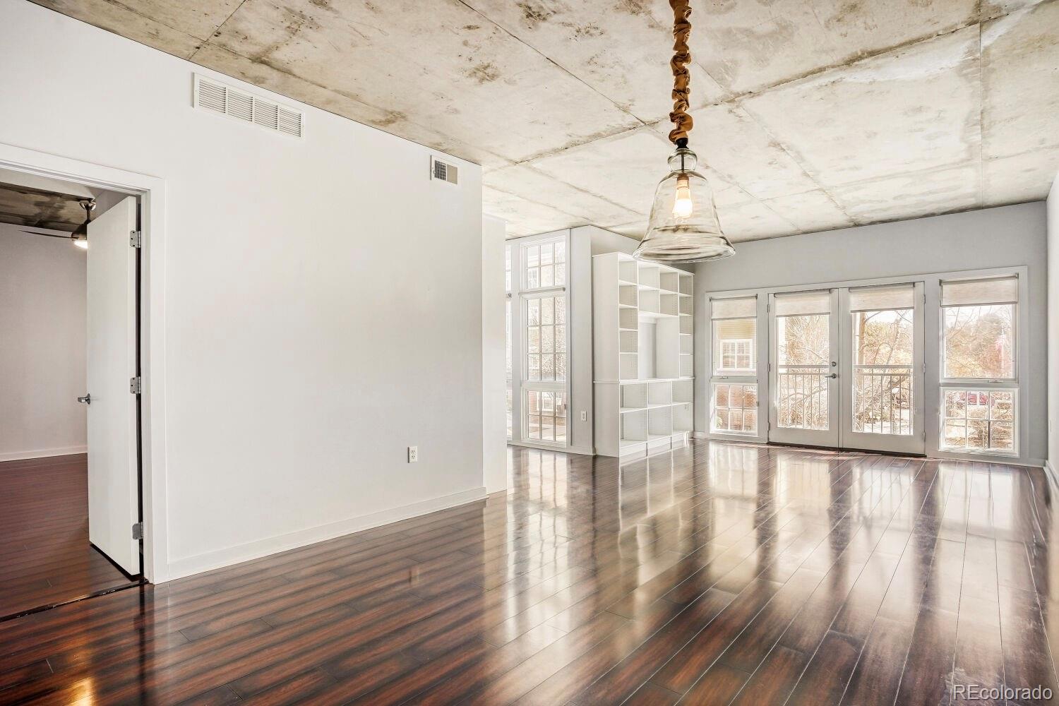 MLS Image #3 for 275 s harrison street,denver, Colorado