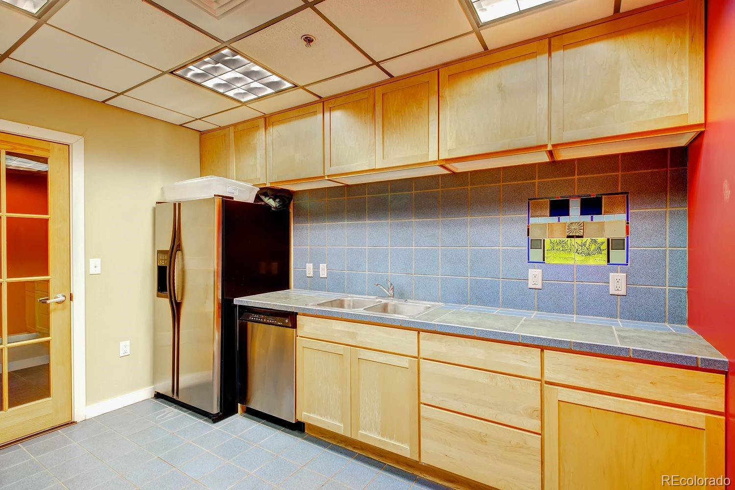 MLS Image #34 for 275 s harrison street,denver, Colorado