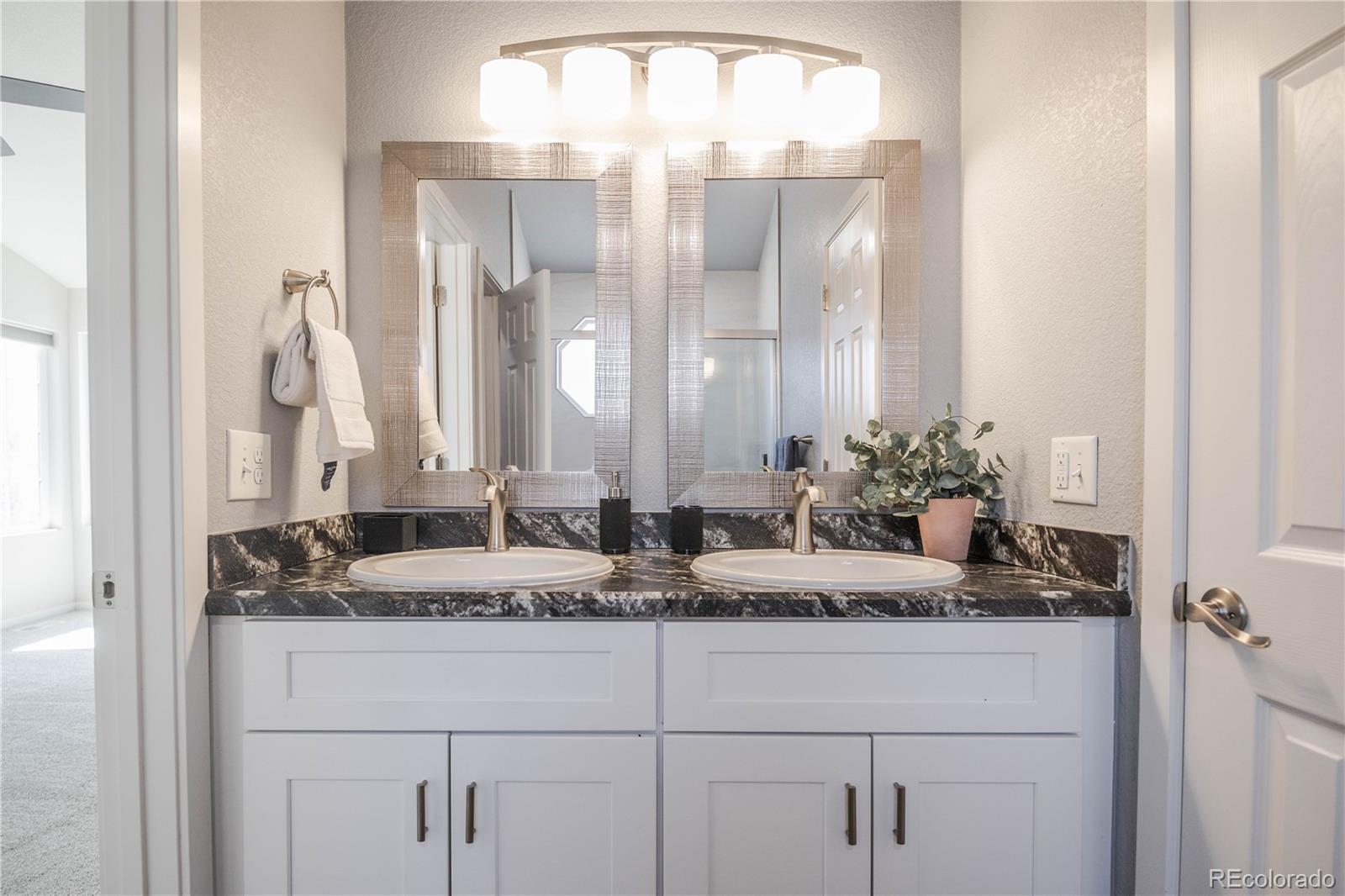 MLS Image #18 for 3637 s fundy way,aurora, Colorado