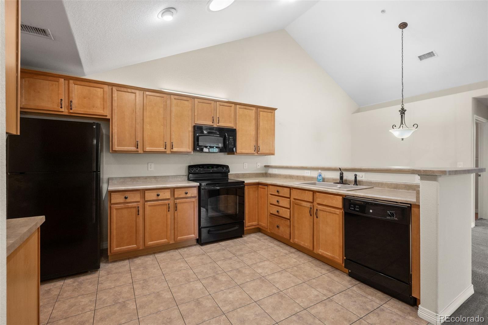 MLS Image #16 for 1995 s espana court c,aurora, Colorado