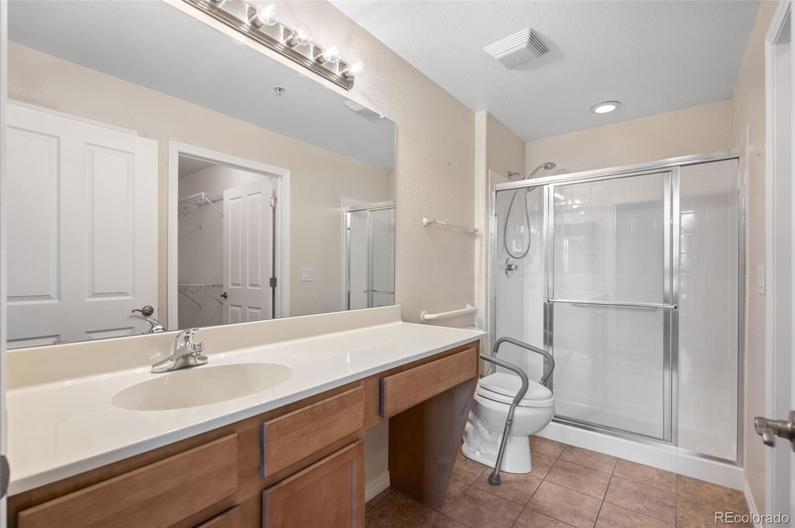 MLS Image #26 for 1995 s espana court c,aurora, Colorado