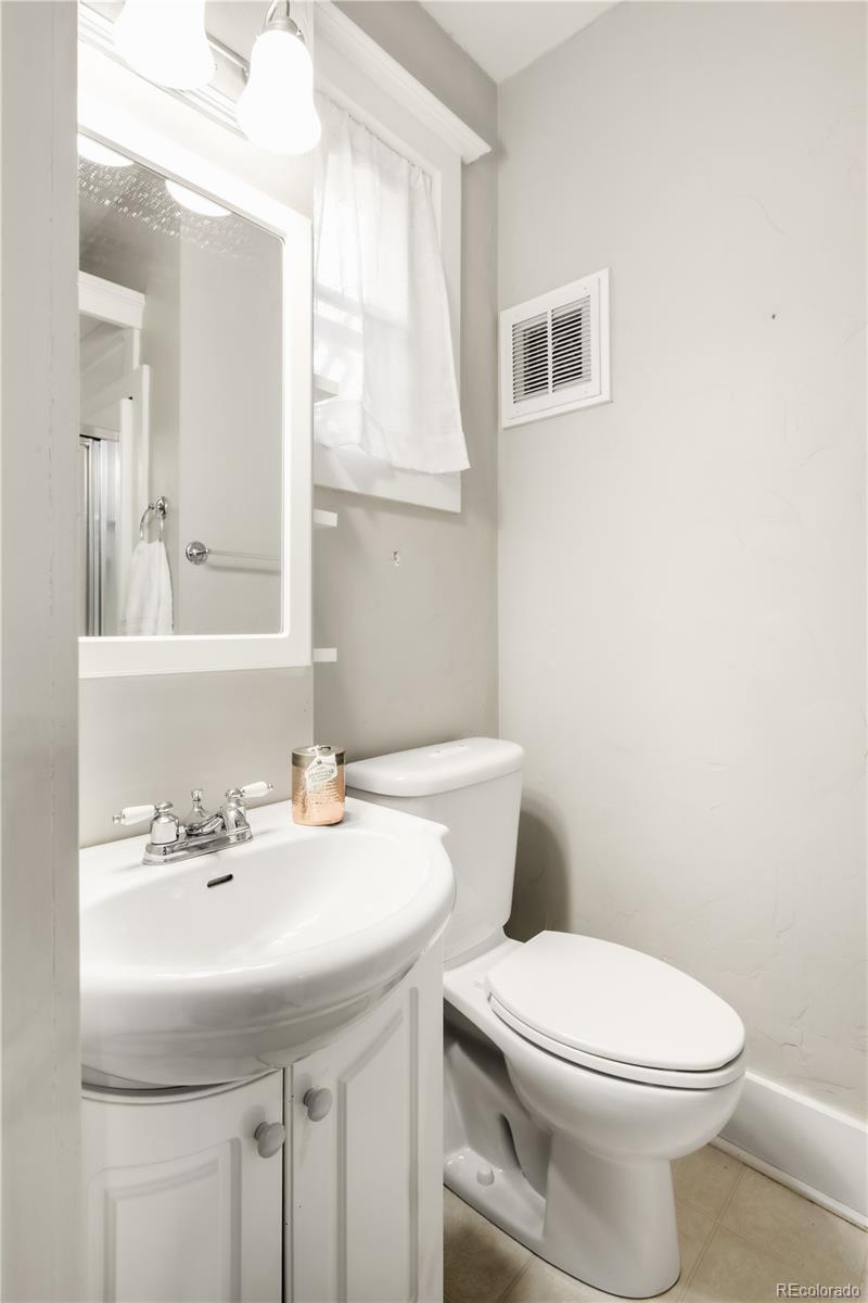 MLS Image #12 for 224 n sherman street,denver, Colorado