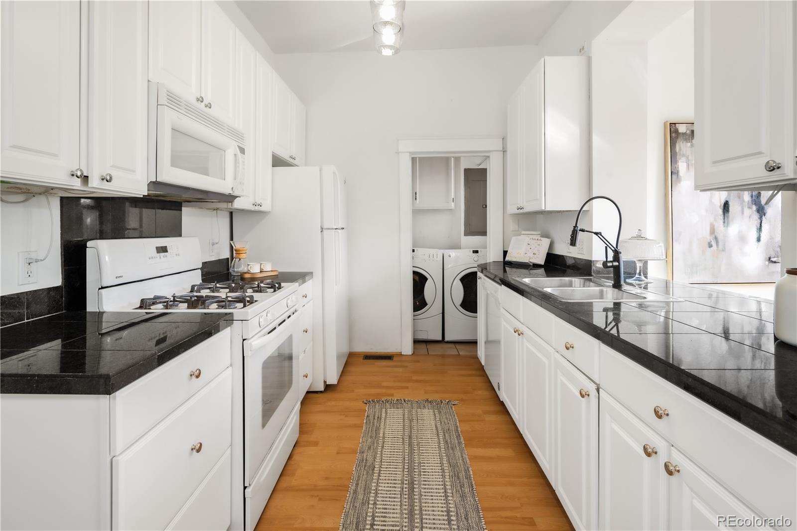 MLS Image #8 for 224 n sherman street,denver, Colorado