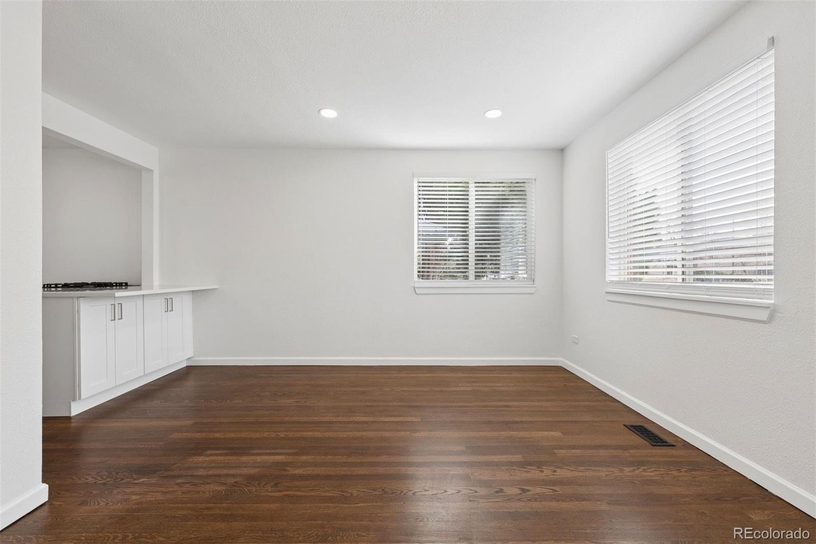 MLS Image #6 for 5929 e 14th avenue,denver, Colorado