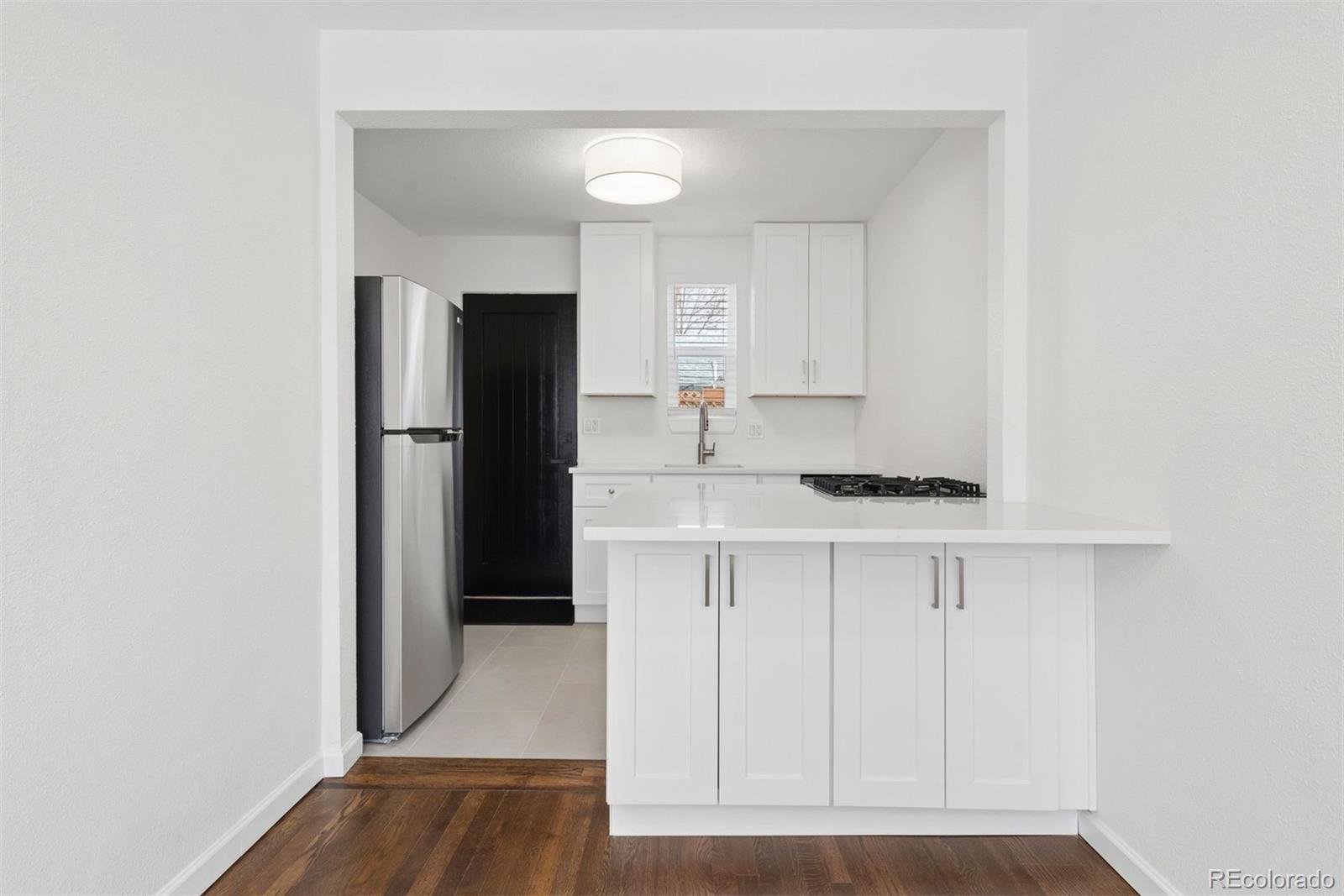 MLS Image #9 for 5929 e 14th avenue,denver, Colorado