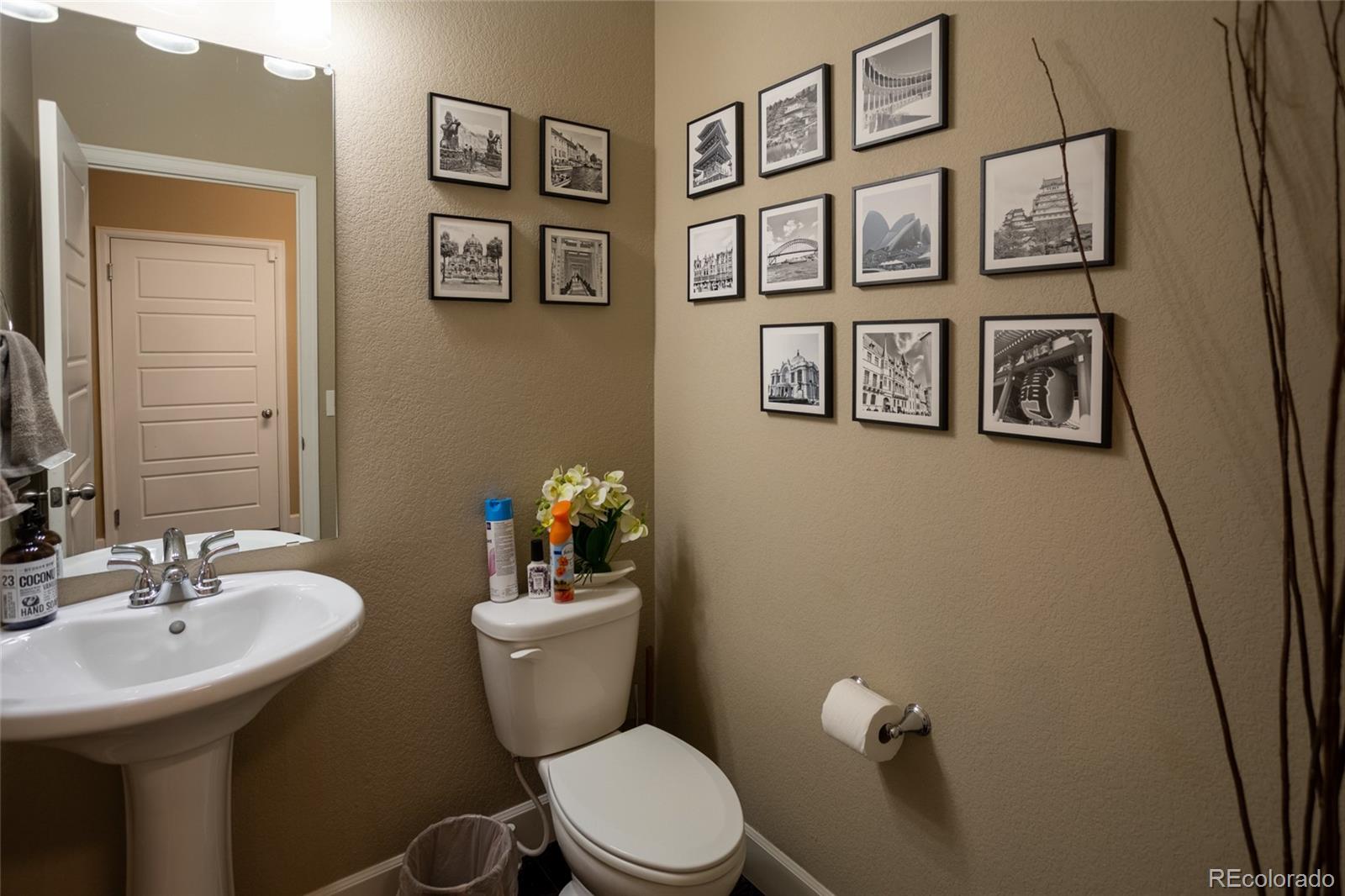 MLS Image #10 for 4969  ceylon way,denver, Colorado