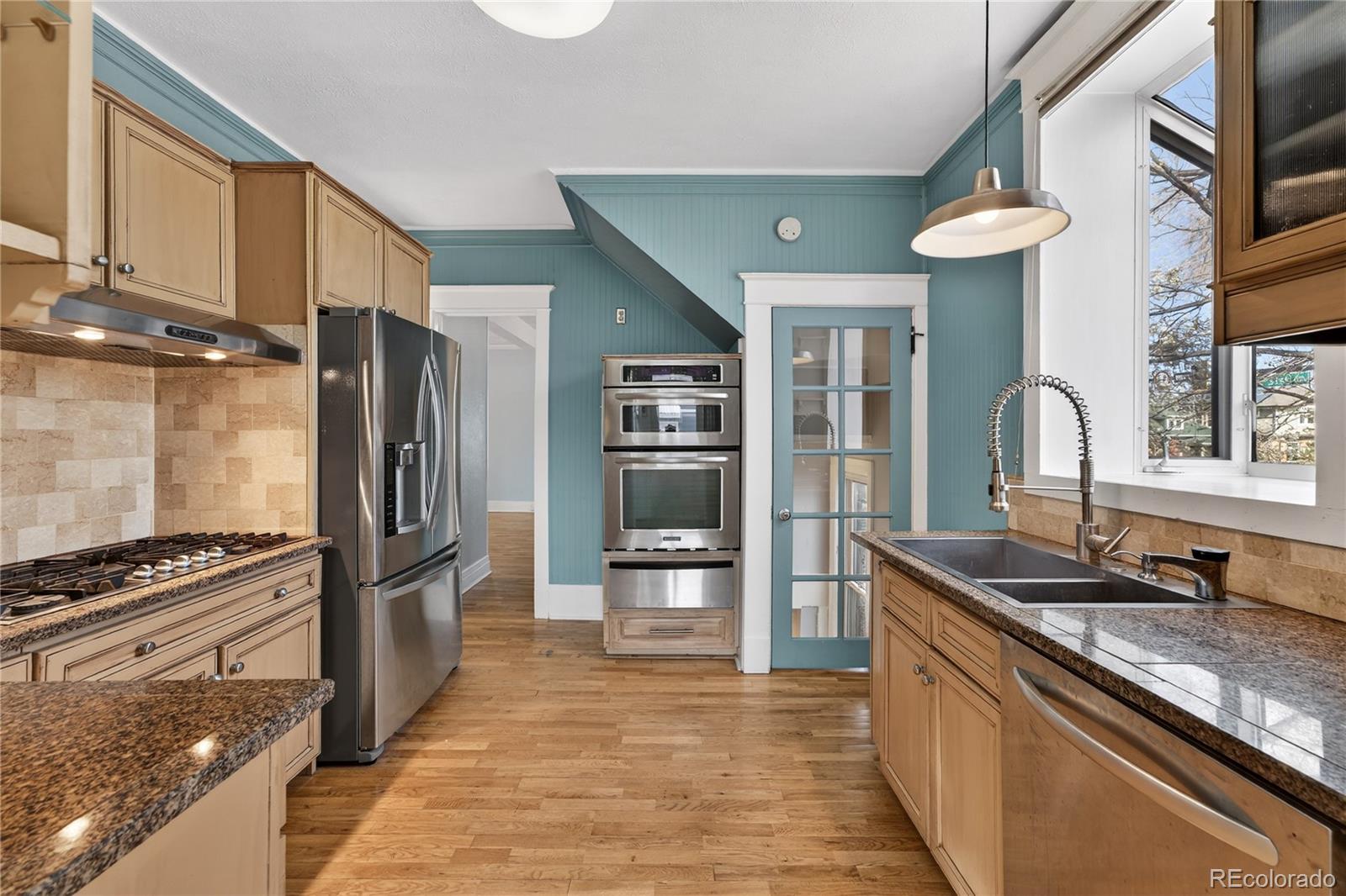 MLS Image #11 for 3056 n york street,denver, Colorado