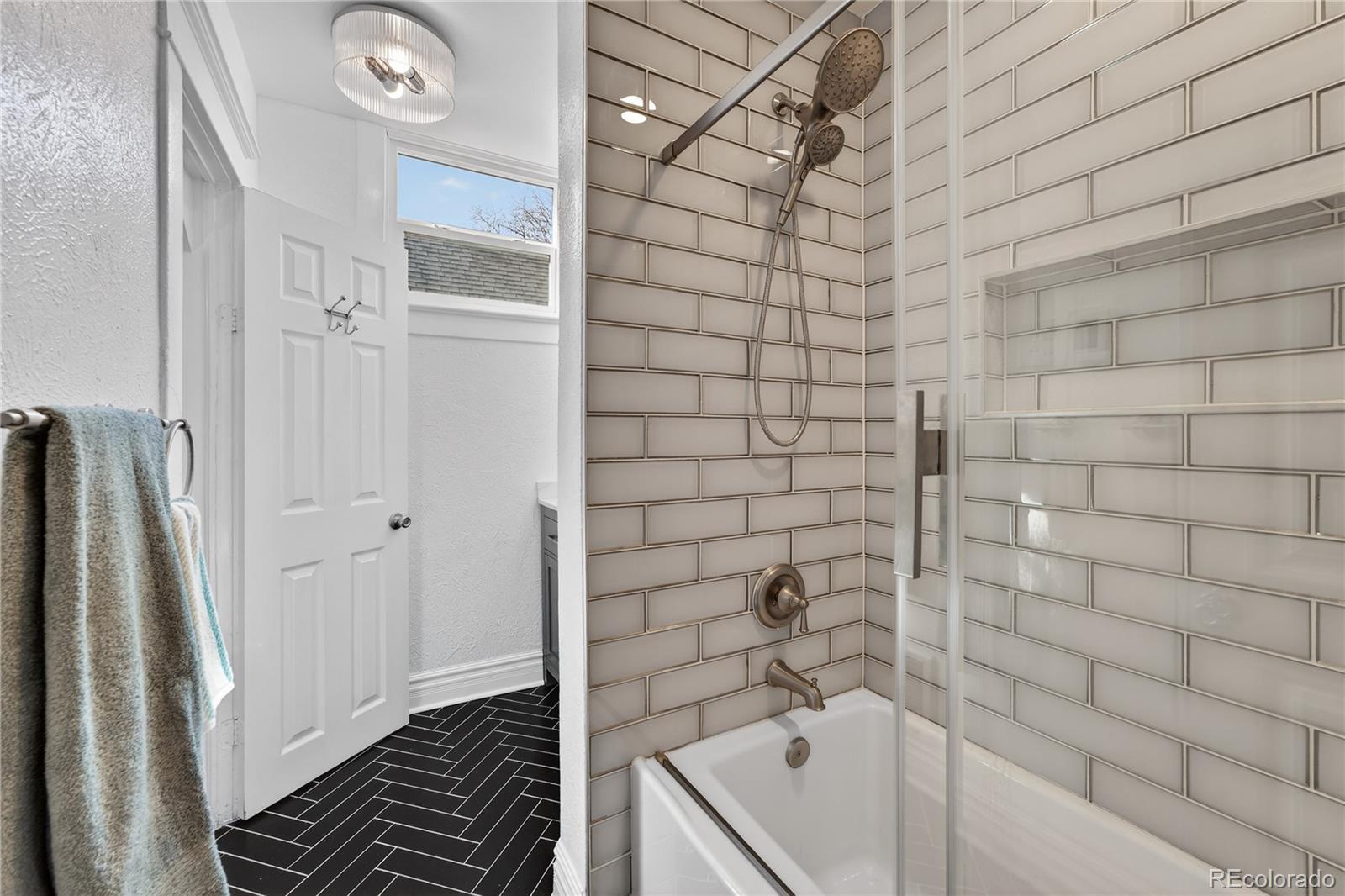 MLS Image #22 for 3056 n york street,denver, Colorado