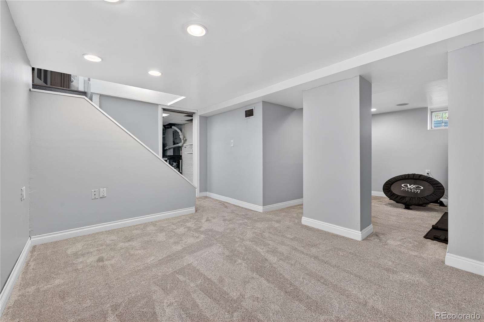MLS Image #27 for 3056 n york street,denver, Colorado