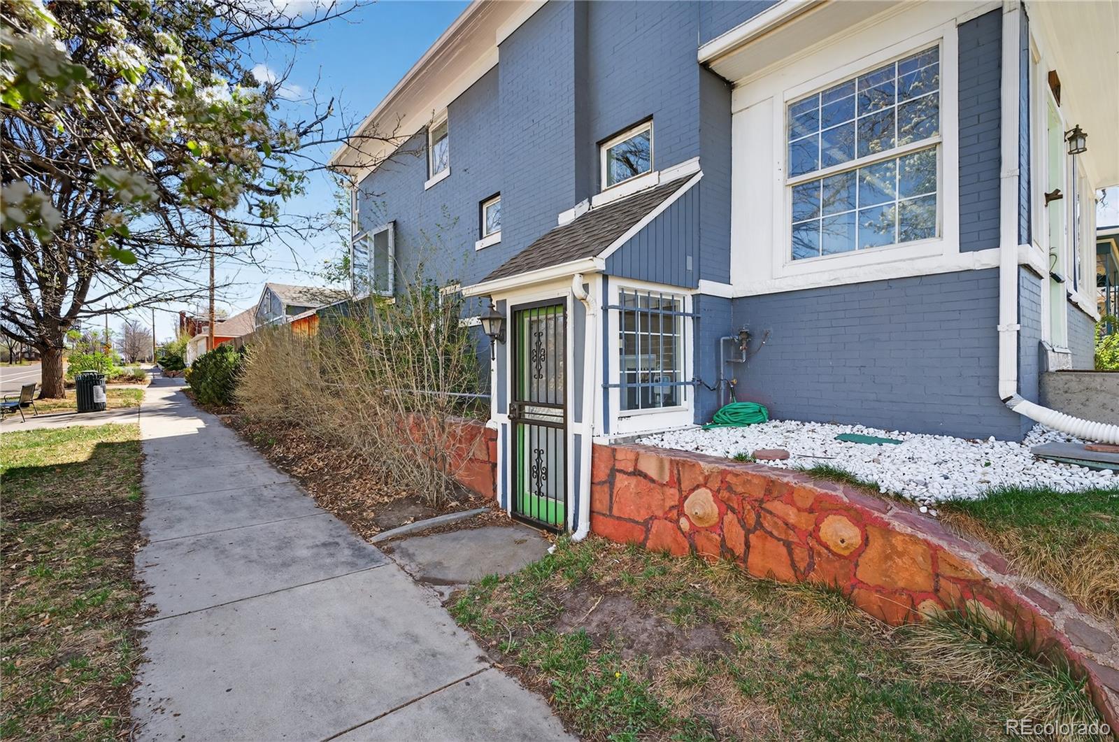 MLS Image #37 for 3056 n york street,denver, Colorado