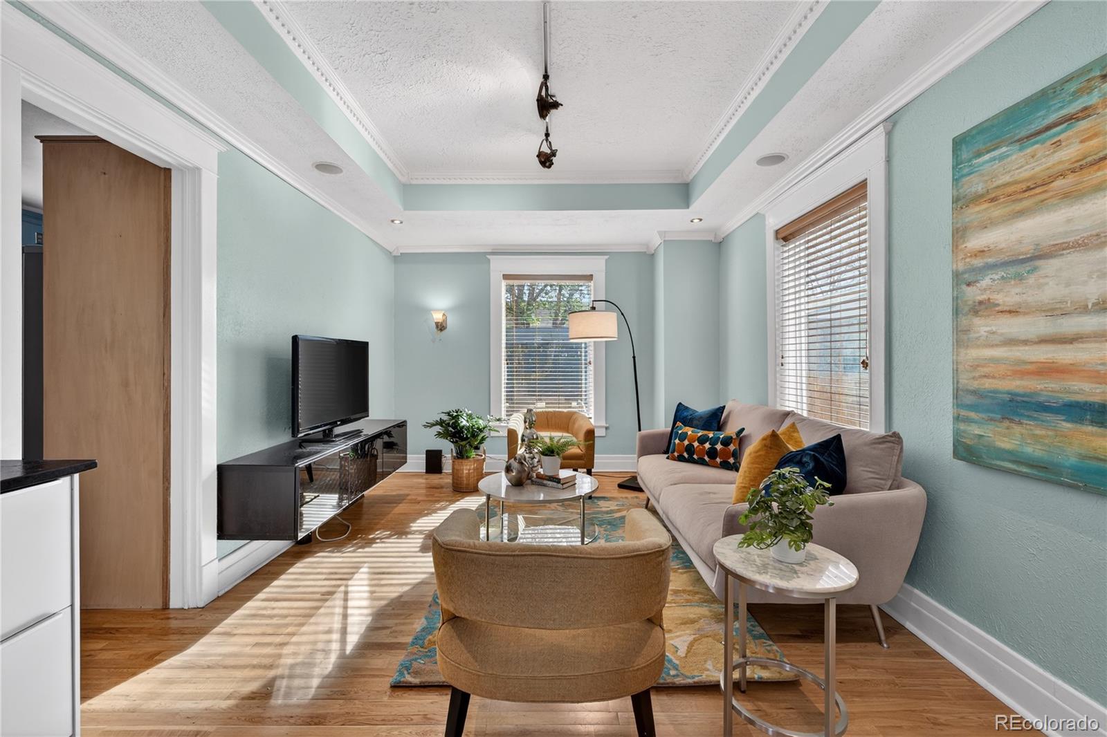 MLS Image #8 for 3056 n york street,denver, Colorado