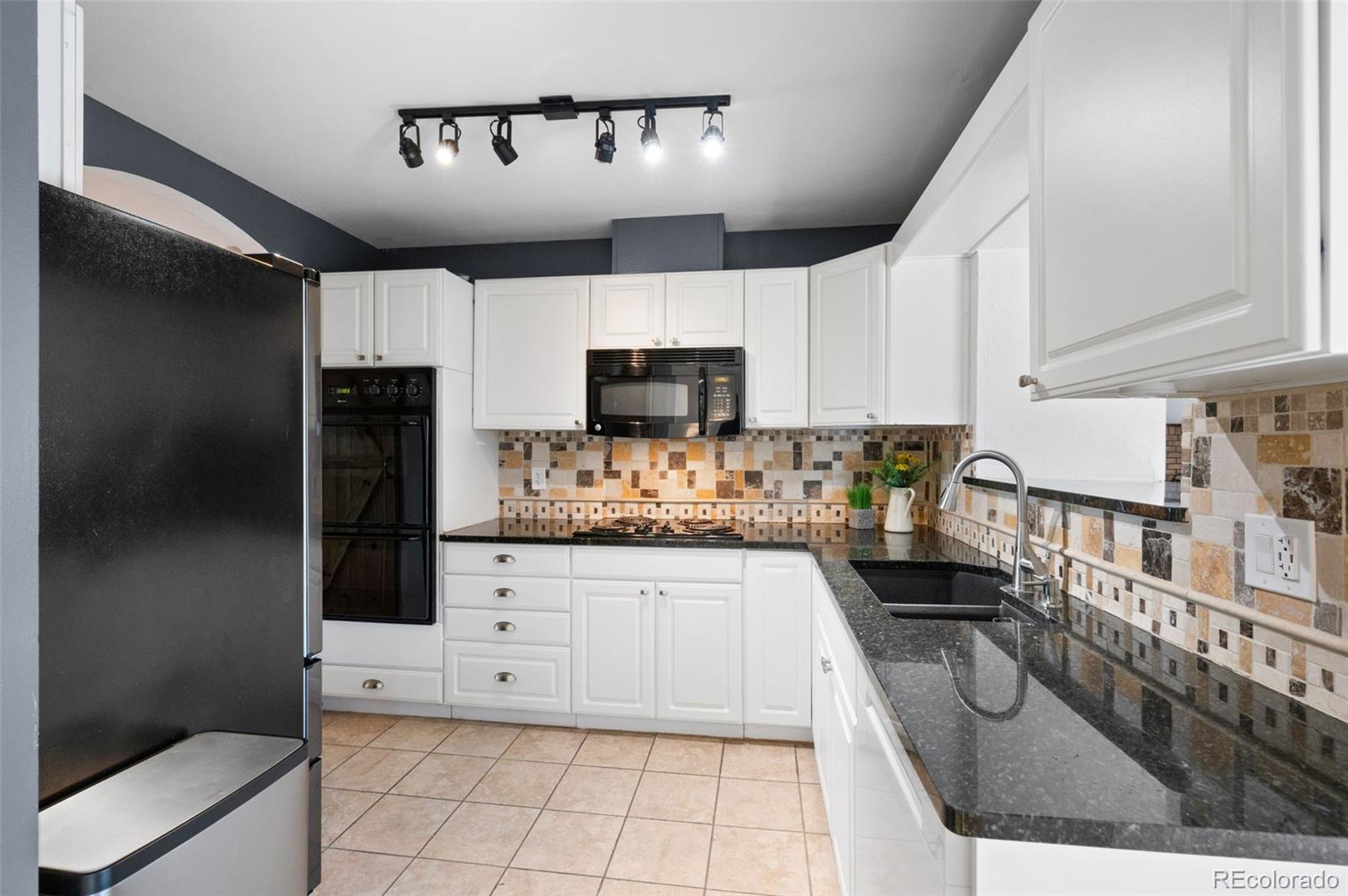 MLS Image #21 for 2154 s fenton street,denver, Colorado