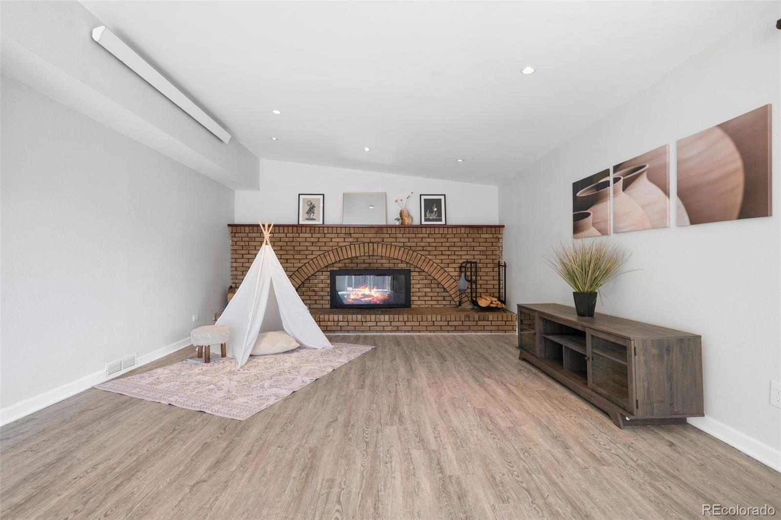 MLS Image #30 for 2154 s fenton street,denver, Colorado