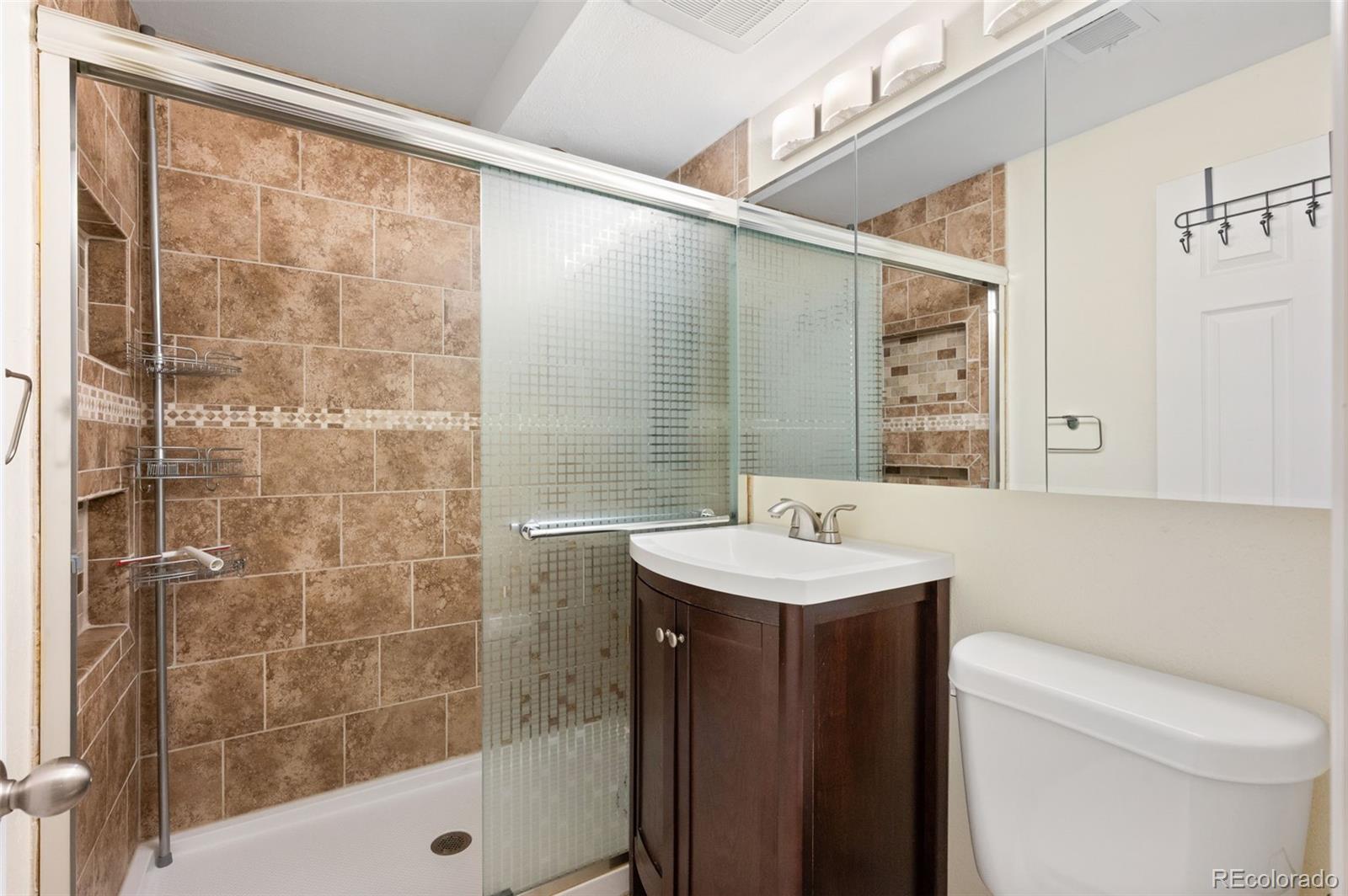 MLS Image #40 for 2154 s fenton street,denver, Colorado