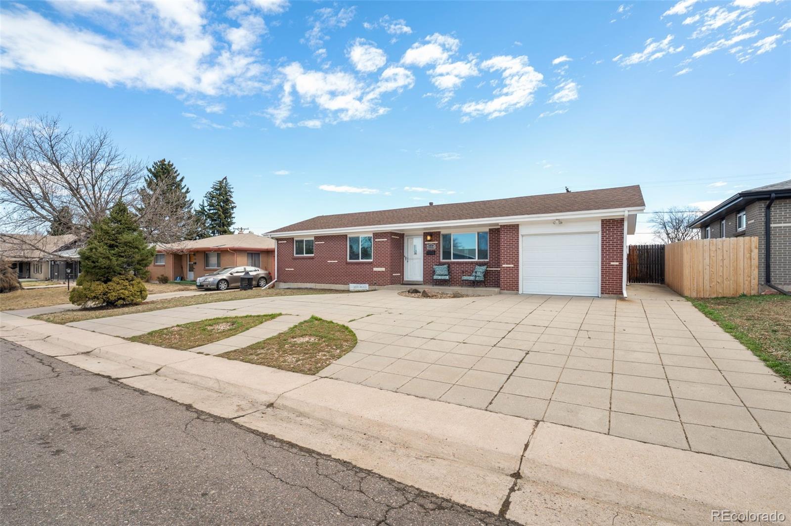 MLS Image #7 for 2154 s fenton street,denver, Colorado