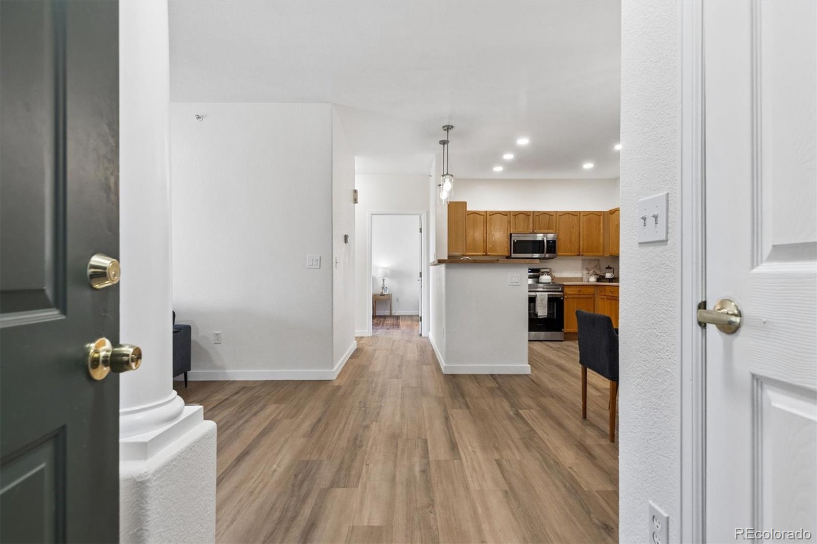 MLS Image #9 for 8456 s hoyt way 205,littleton, Colorado