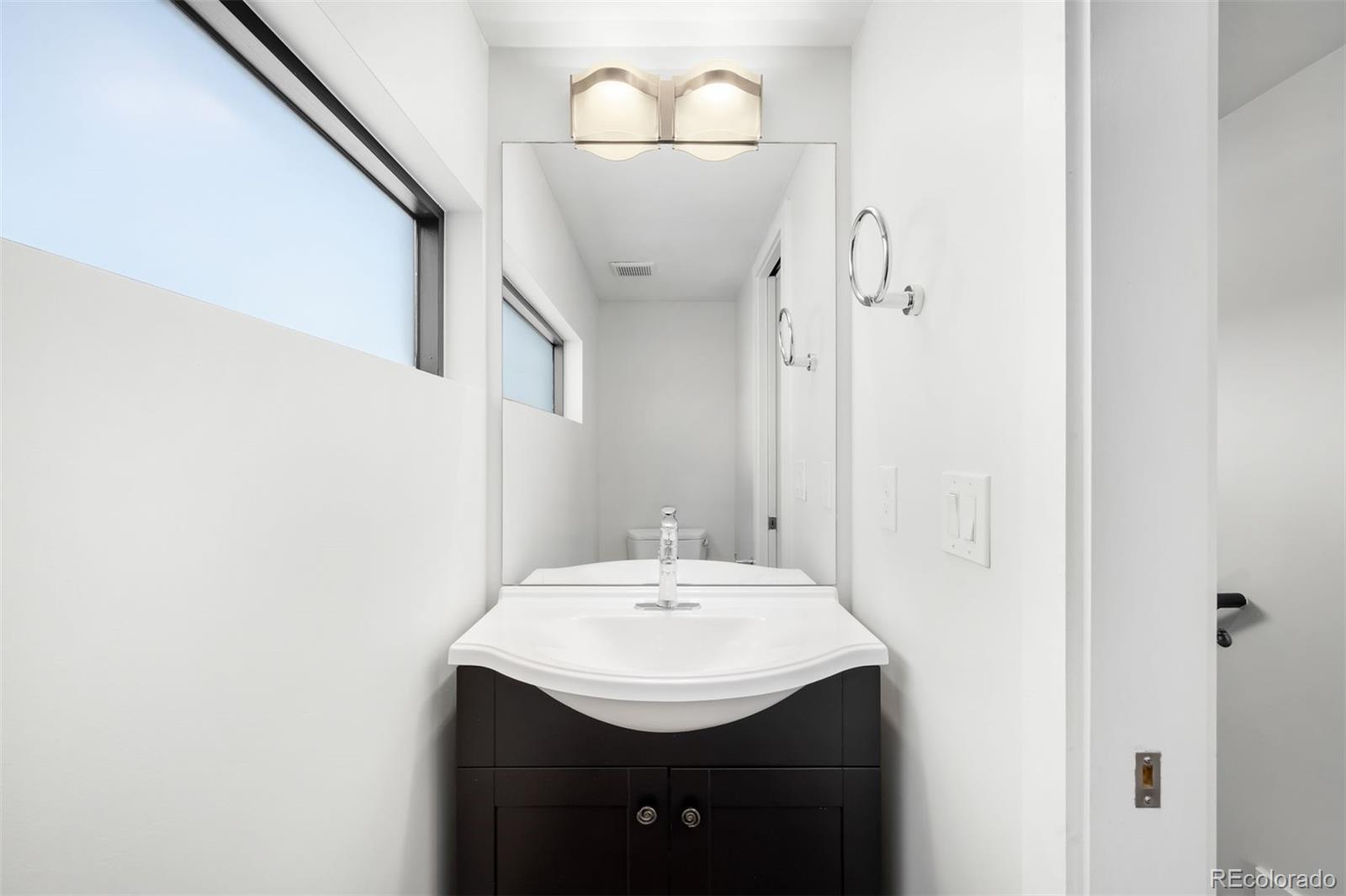 MLS Image #26 for 28 s madison street,denver, Colorado