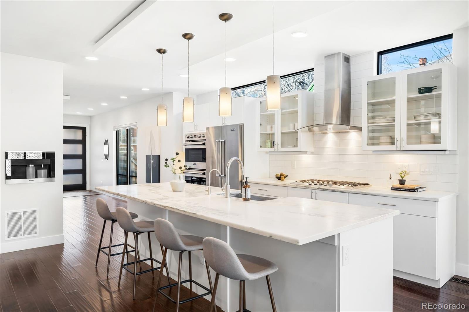 MLS Image #3 for 28 s madison street,denver, Colorado