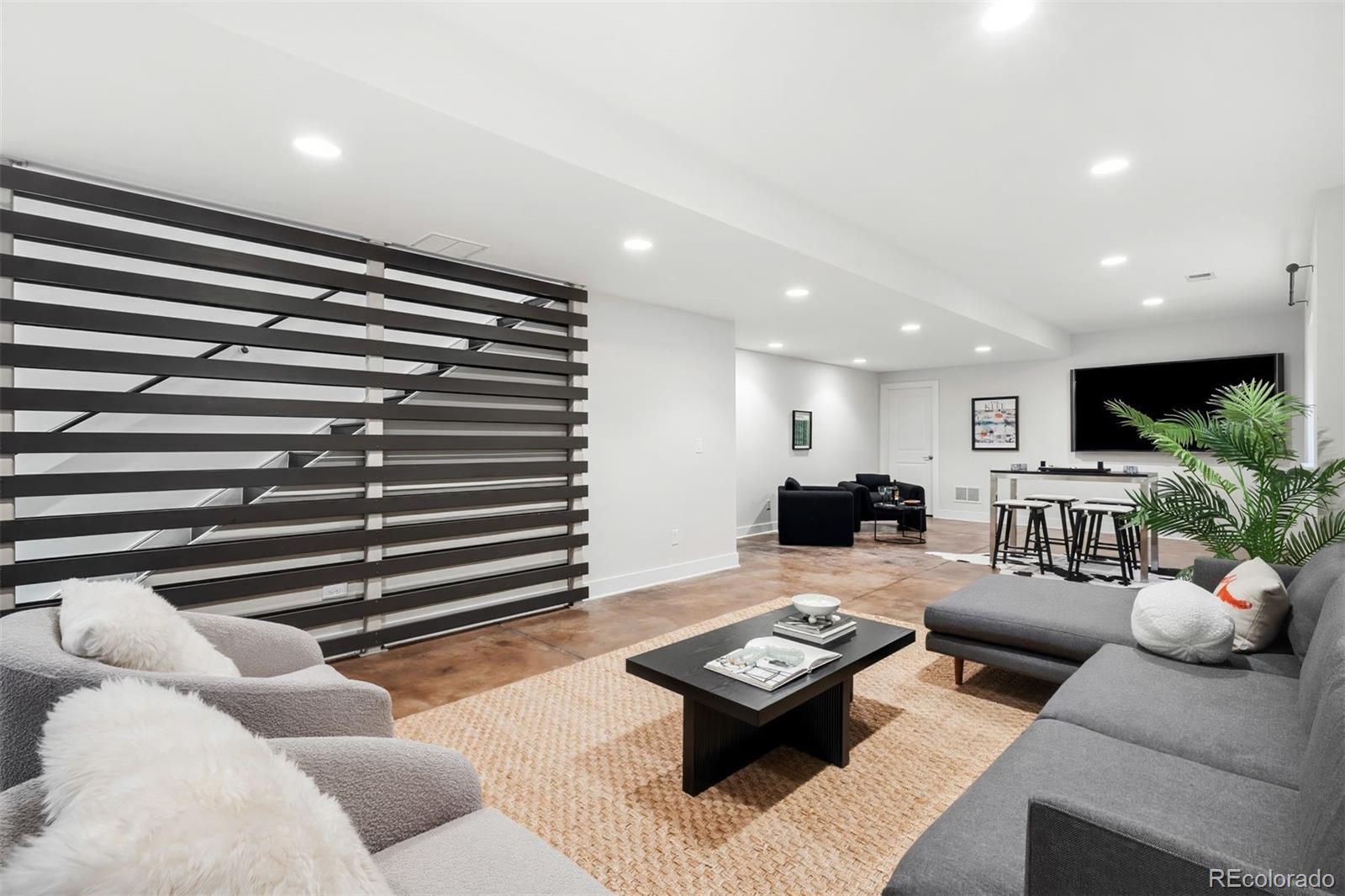 MLS Image #31 for 28 s madison street,denver, Colorado
