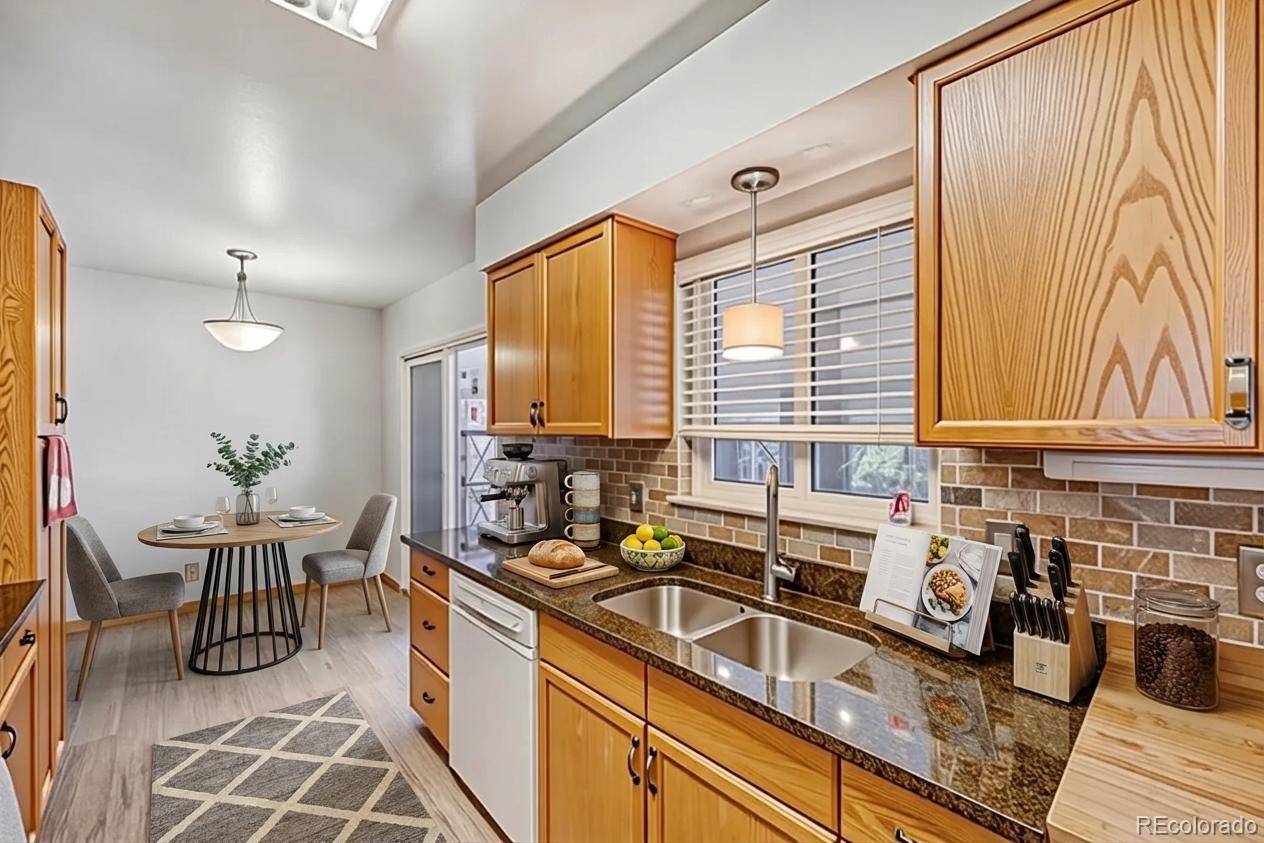 MLS Image #10 for 8227  vanguard drive,denver, Colorado