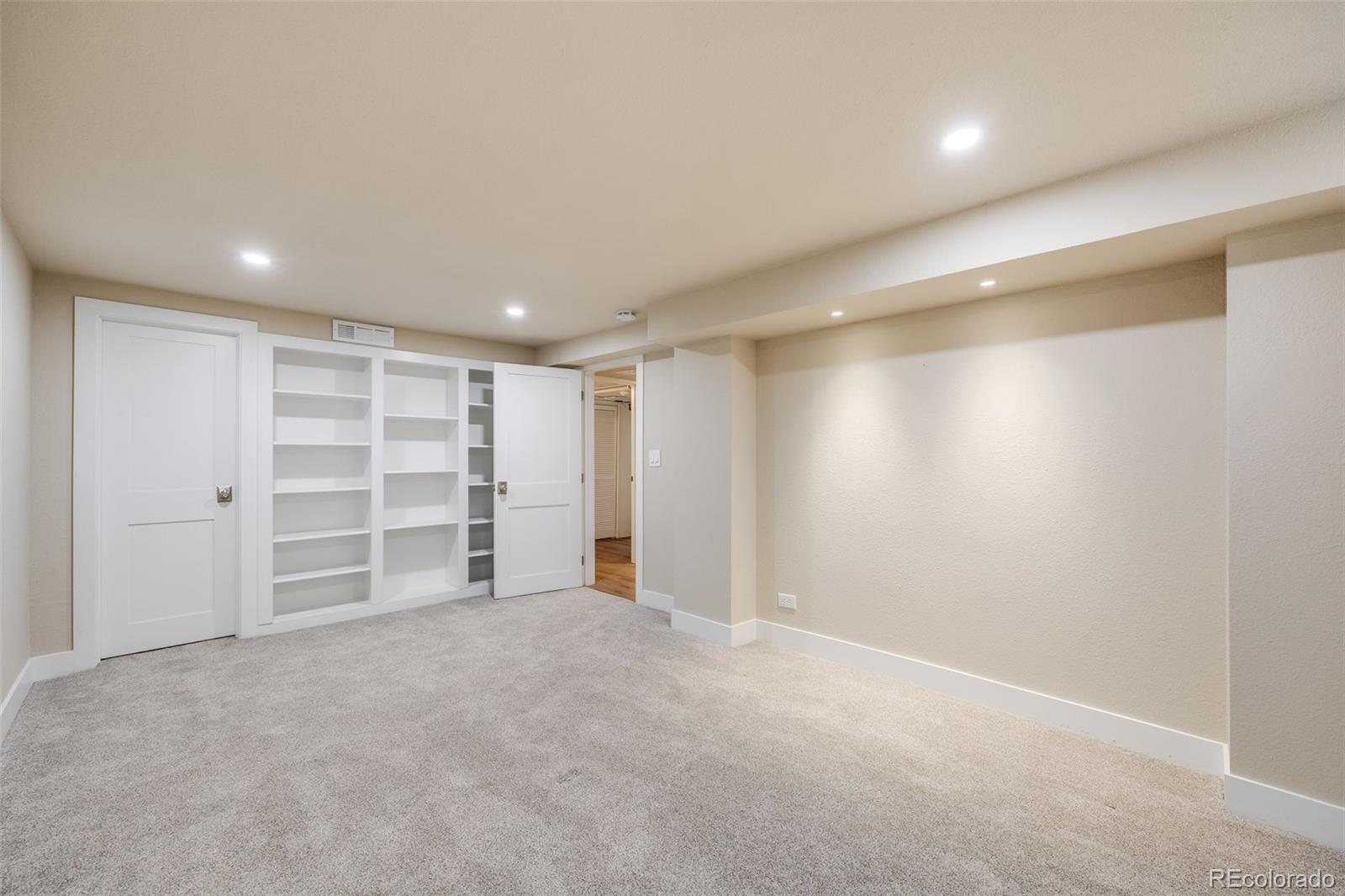 MLS Image #31 for 2231  leyden street,denver, Colorado