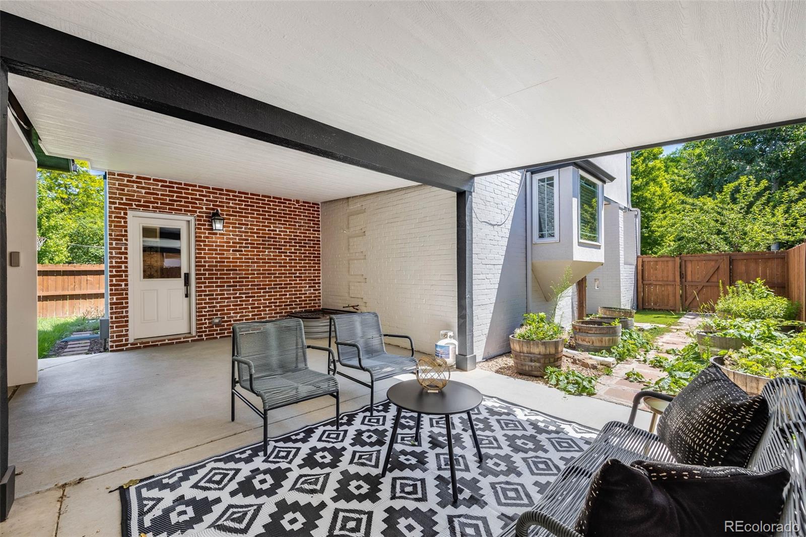 MLS Image #36 for 2231  leyden street,denver, Colorado