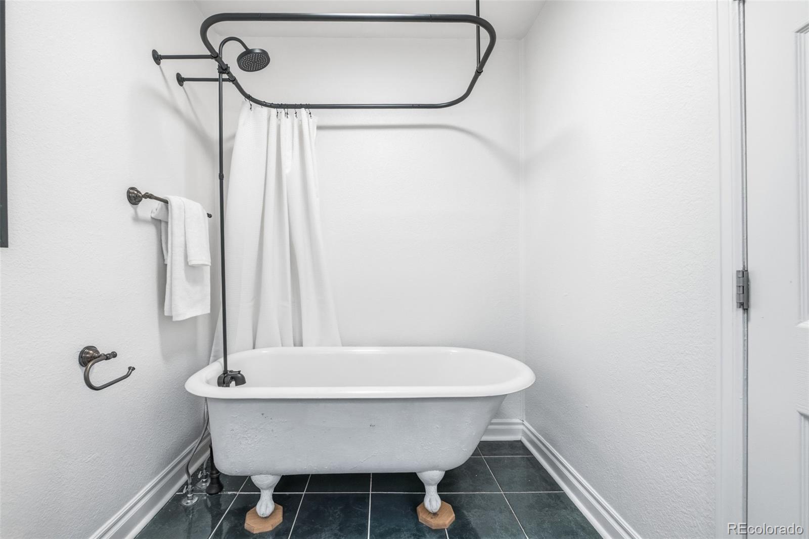 MLS Image #15 for 3371 w 32nd avenue,denver, Colorado