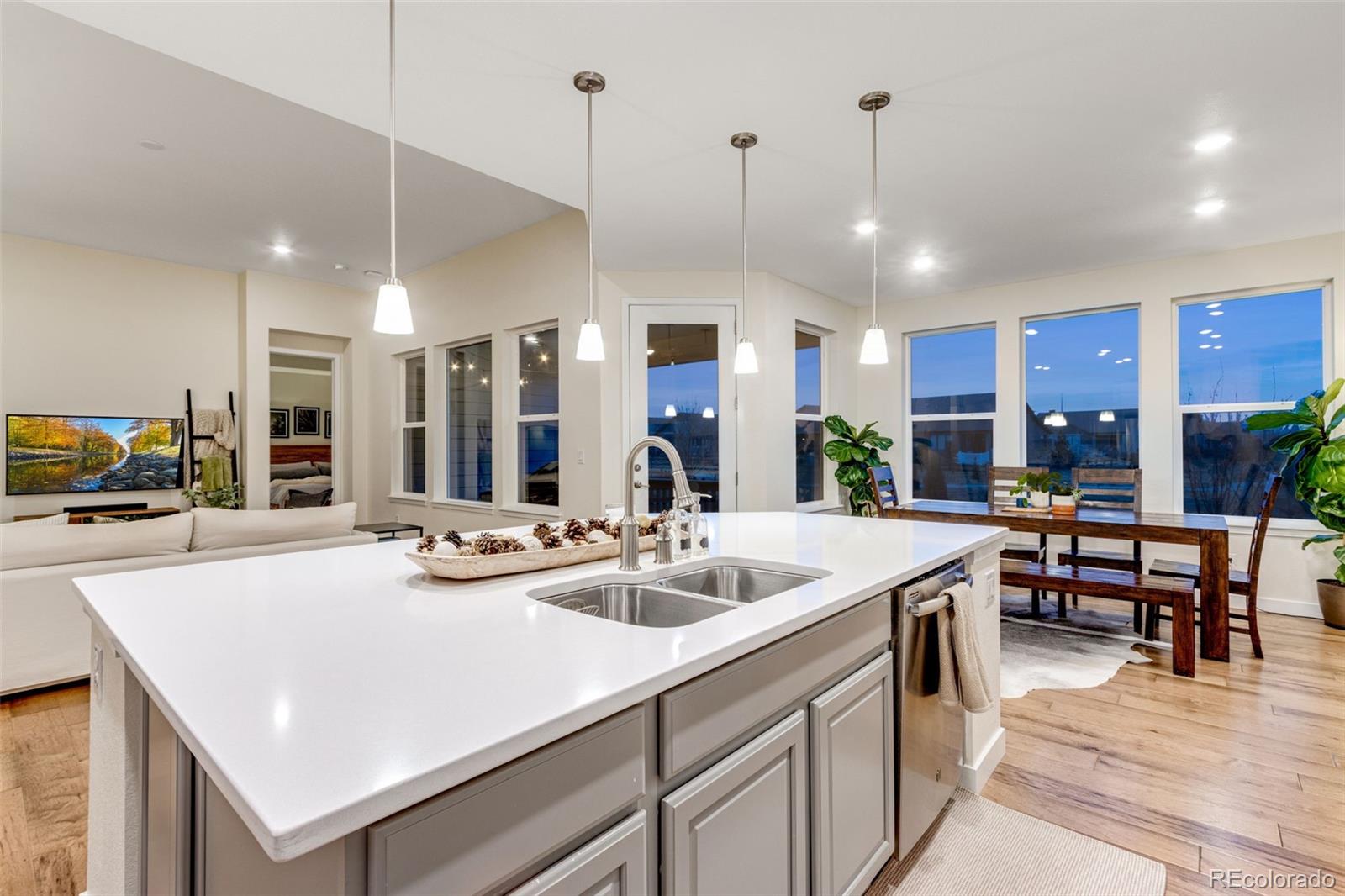 MLS Image #15 for 6988  thunderview street,timnath, Colorado