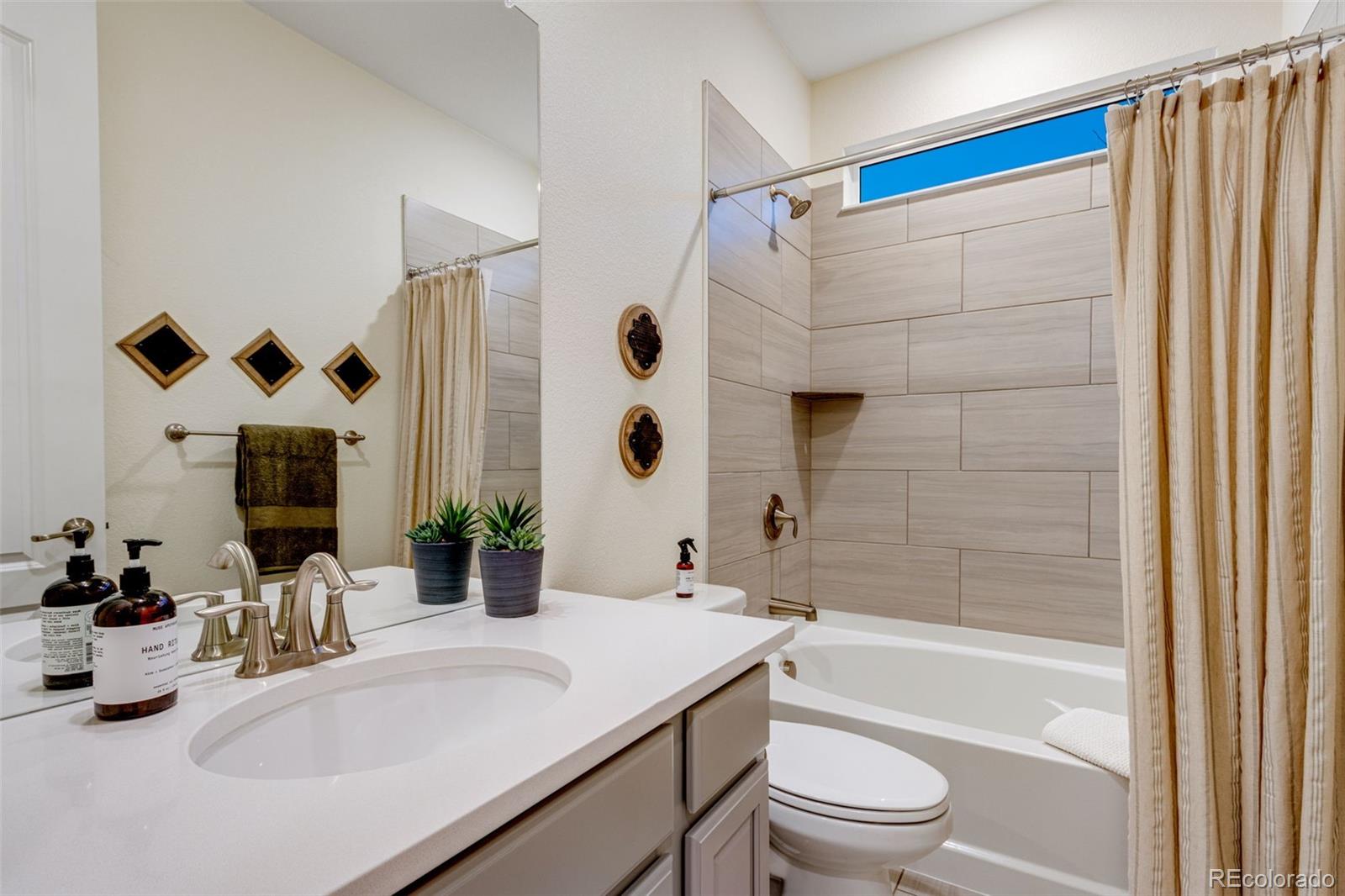 MLS Image #25 for 6988  thunderview street,timnath, Colorado