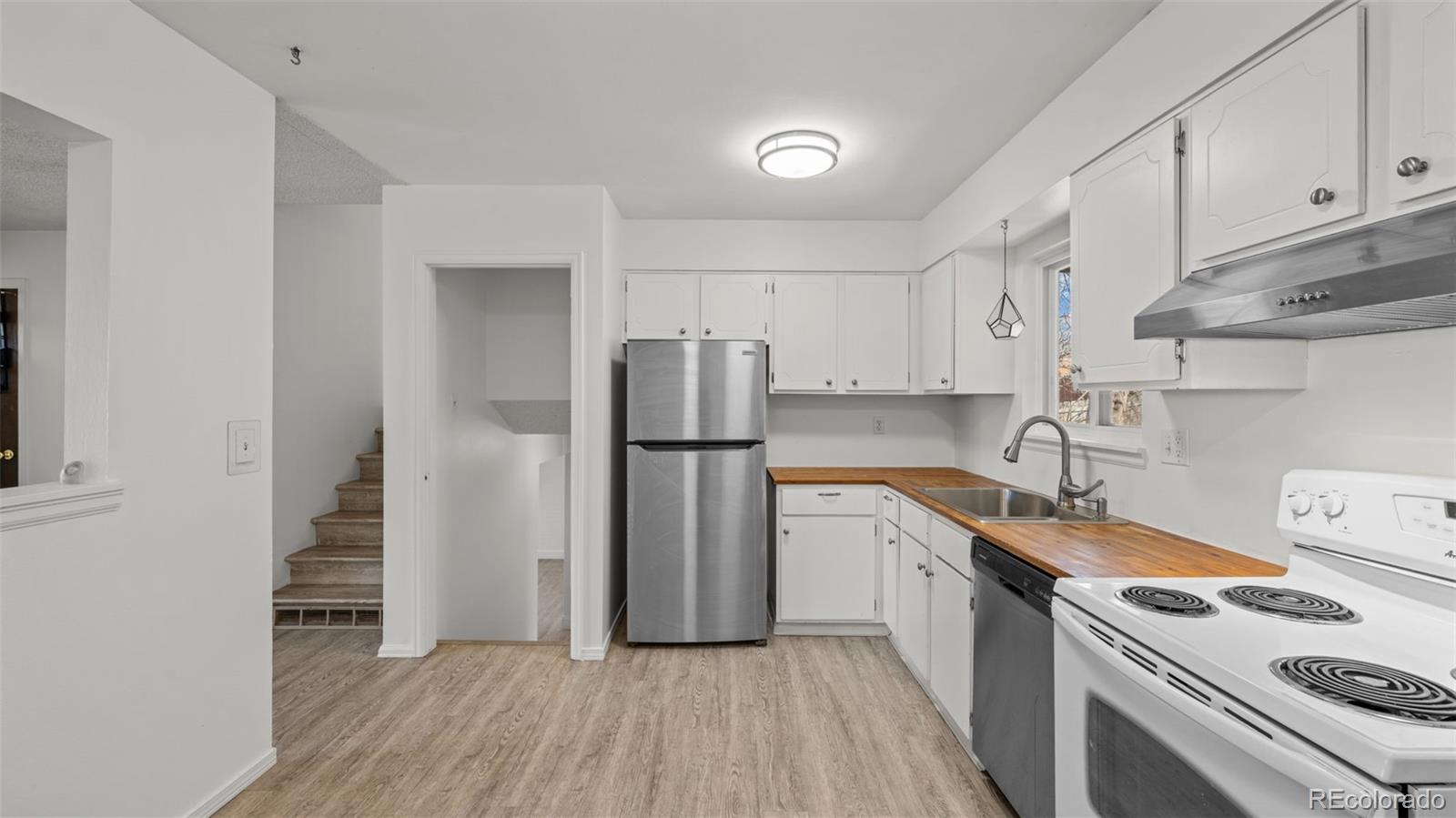 MLS Image #10 for 1019  rice drive,colorado springs, Colorado