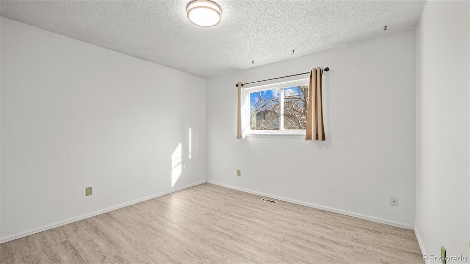 MLS Image #18 for 1019  rice drive,colorado springs, Colorado