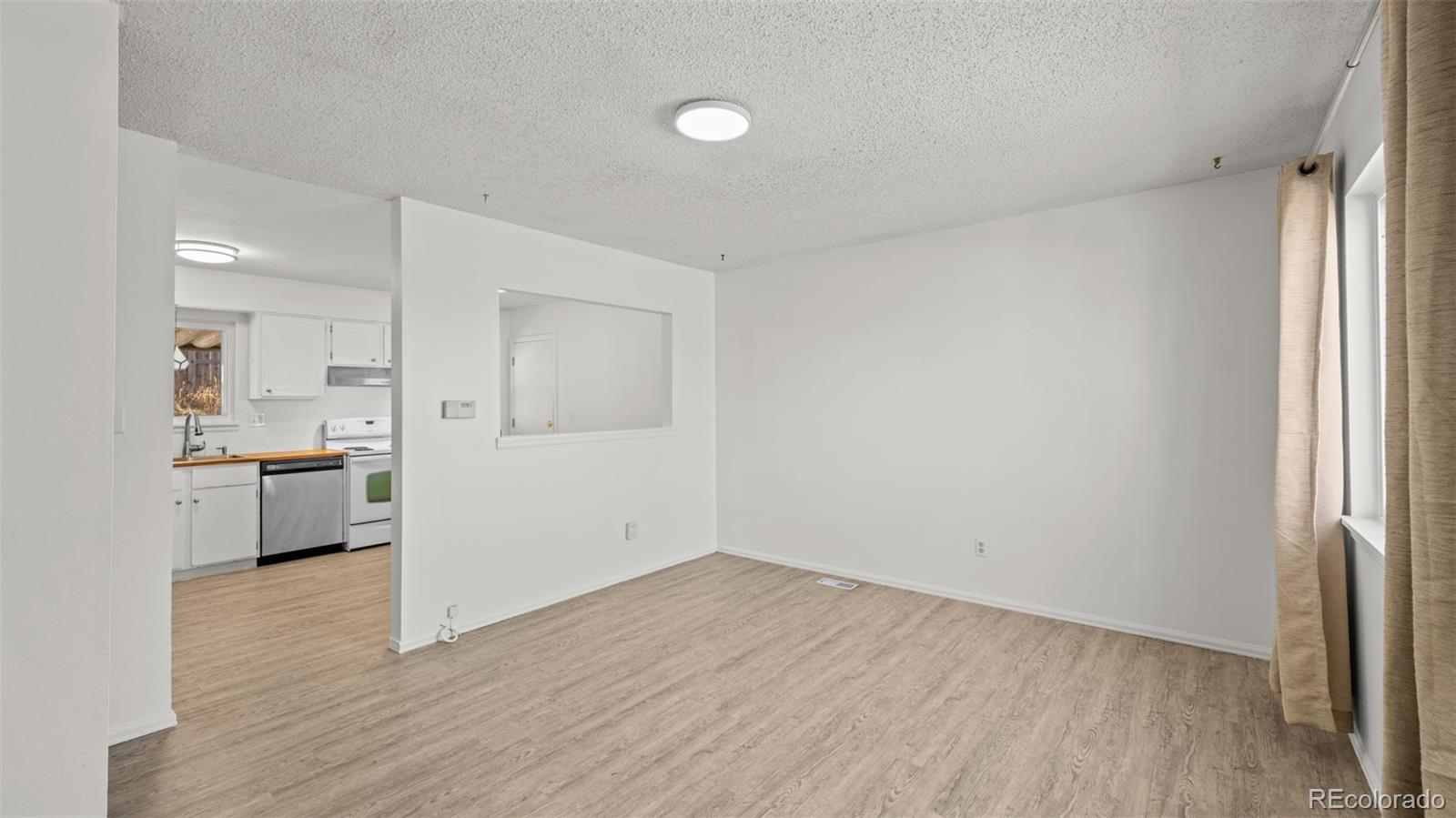 MLS Image #4 for 1019  rice drive,colorado springs, Colorado