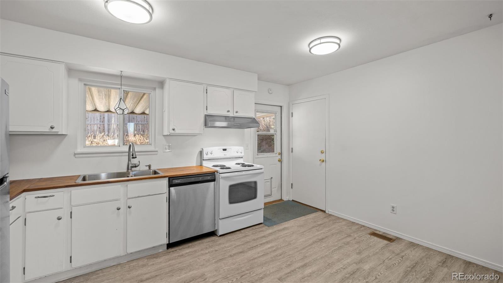MLS Image #7 for 1019  rice drive,colorado springs, Colorado