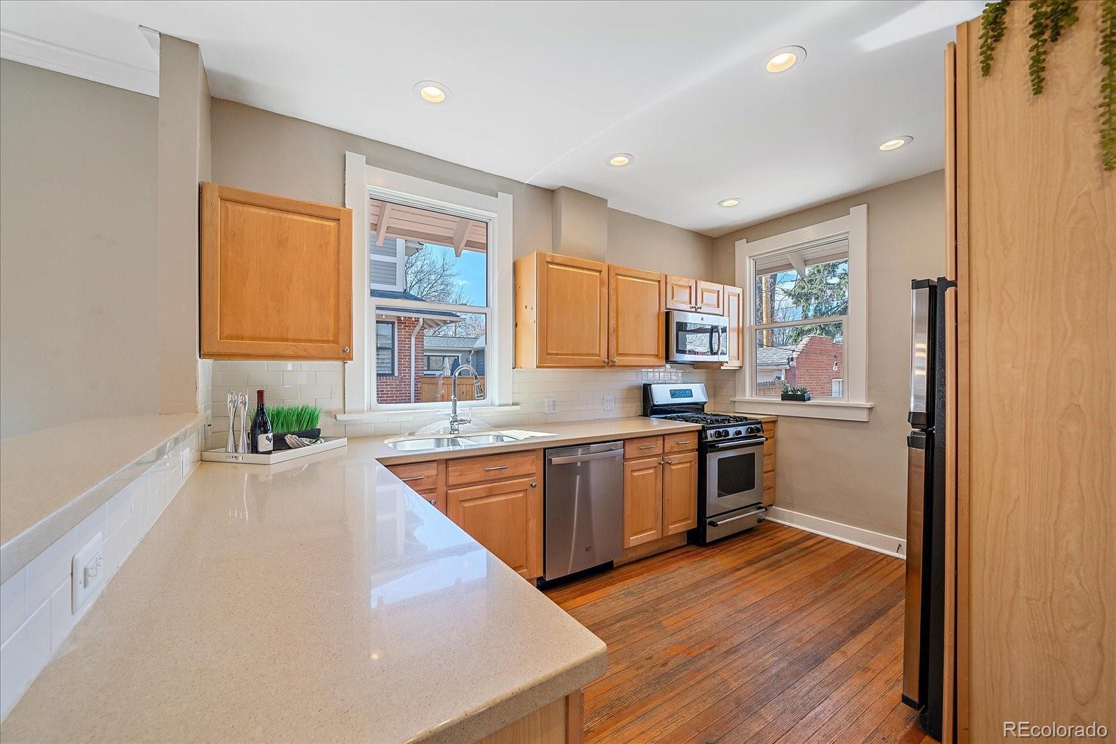 MLS Image #11 for 1051  jackson street,denver, Colorado