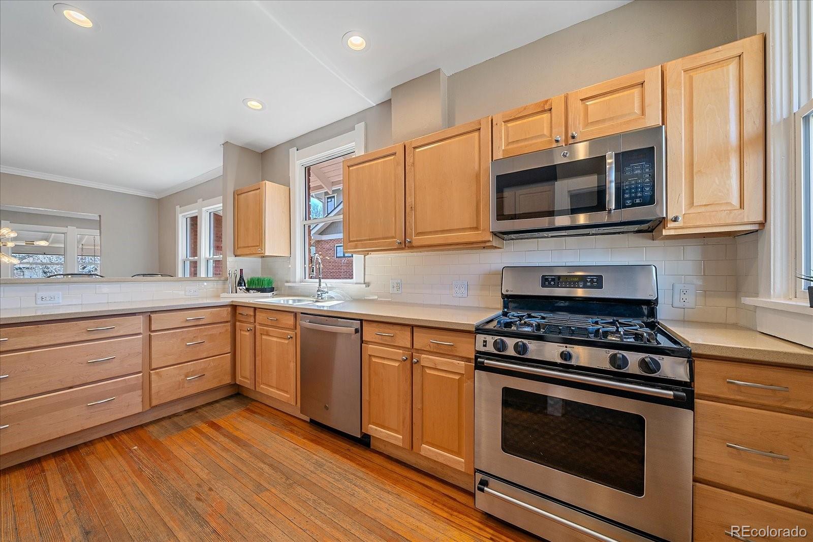 MLS Image #12 for 1051  jackson street,denver, Colorado