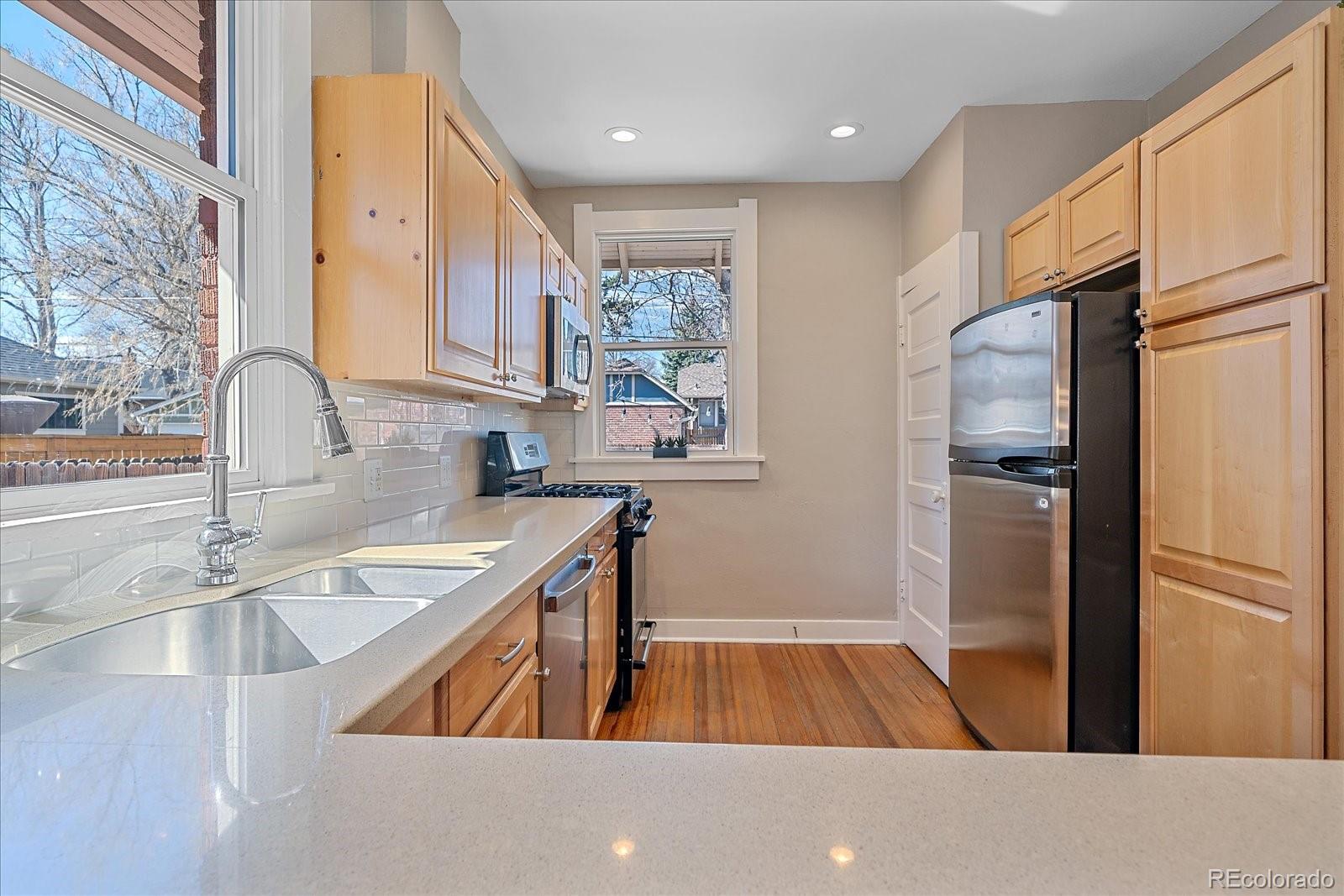 MLS Image #13 for 1051  jackson street,denver, Colorado