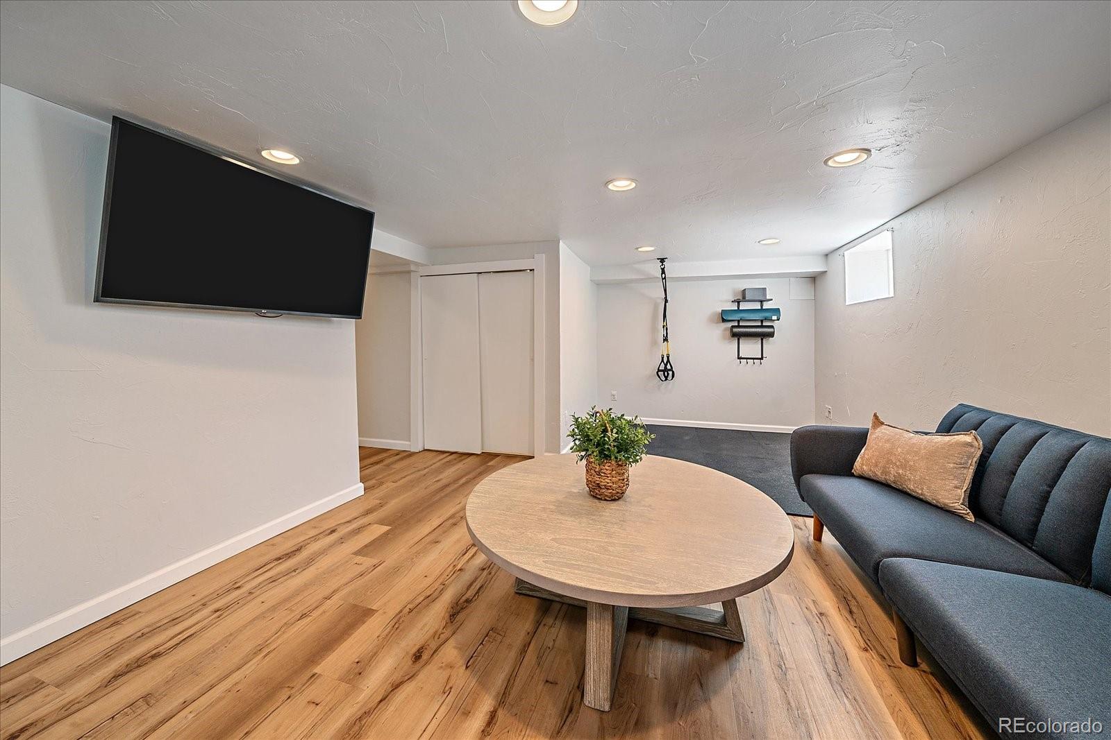 MLS Image #23 for 1051  jackson street,denver, Colorado